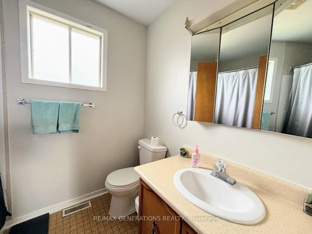 Photo 35 of 80 Matachewan Road, Manitouwadge, TB-73 — HOMEH