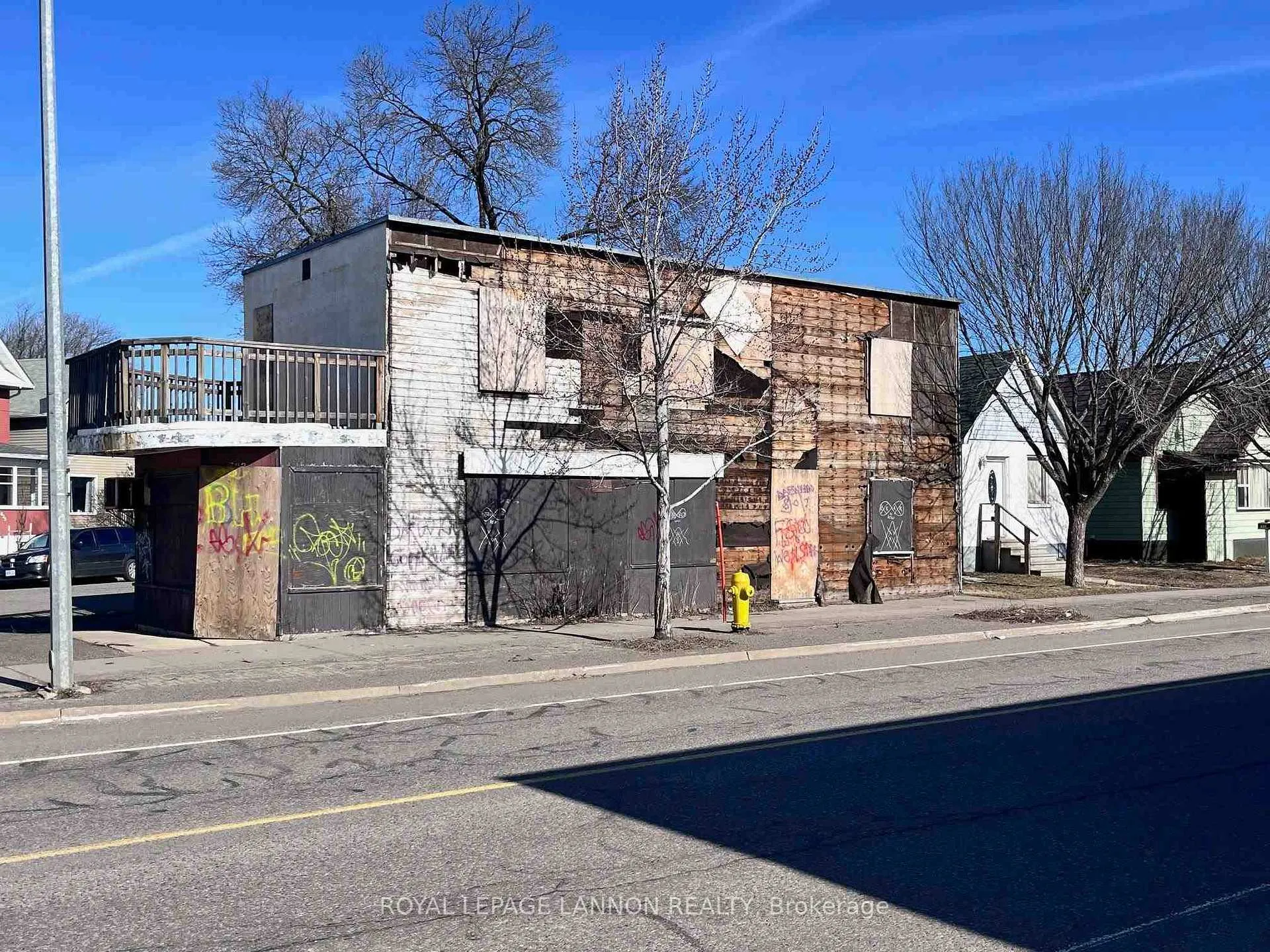 Photo 5 of 593 Syndicate Avenue S, Thunder Bay, Hyde Park — HOMEH