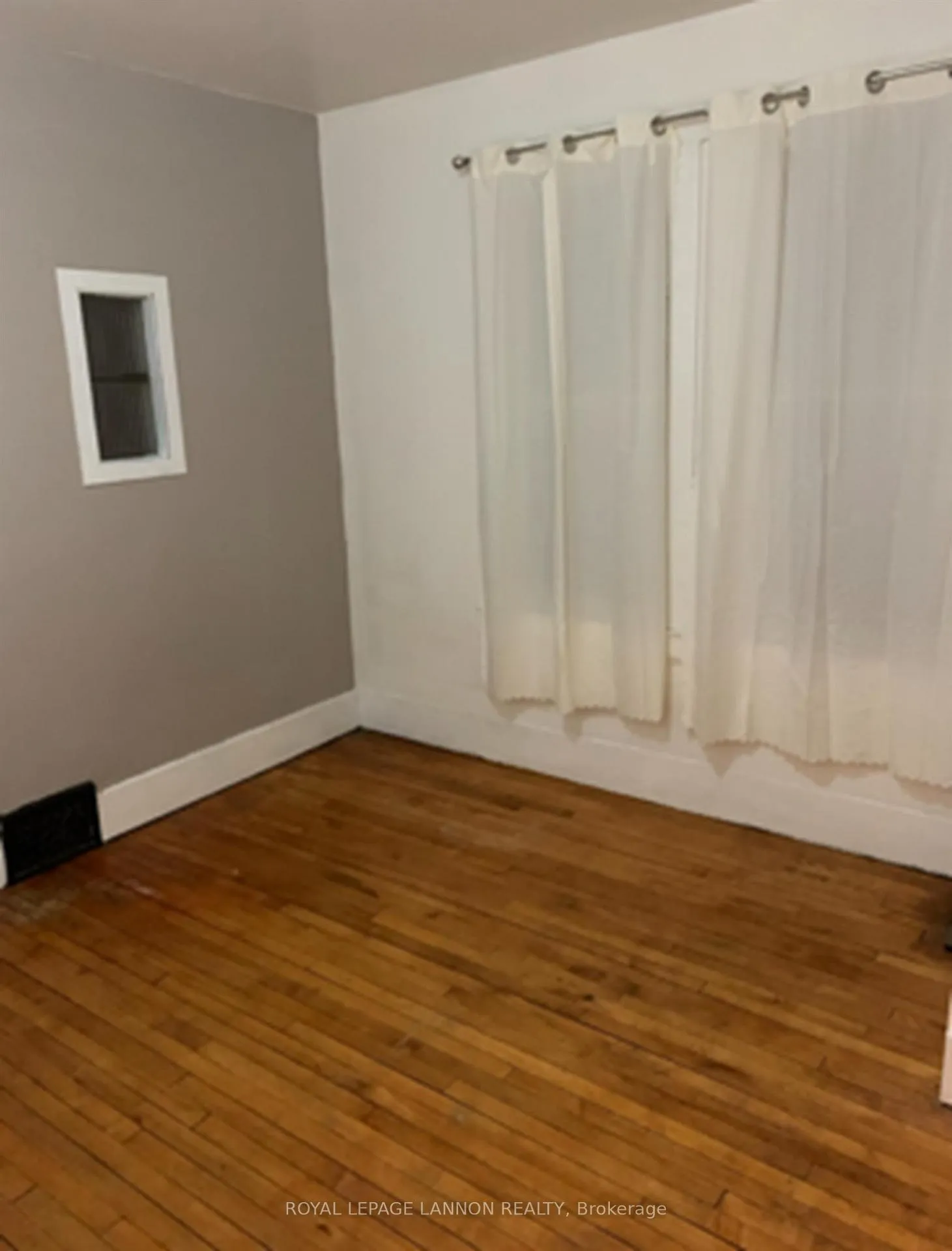 Photo 4 of 347 Syndicate Avenue N, Thunder Bay, McKeller Park — HOMEH