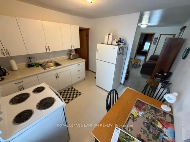 Photo 13 of 347 Syndicate Avenue N, Thunder Bay, McKeller Park — HOMEH