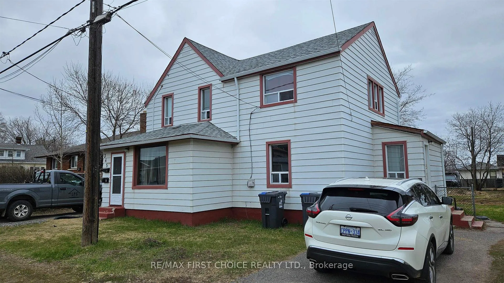 Photo 2 of 345 Ray Boulevard, Thunder Bay, Academy Heights — HOMEH