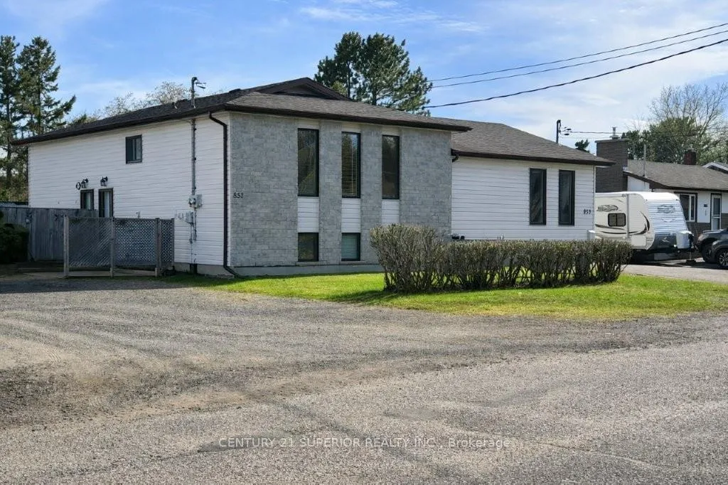 Front of 851 & 853 Newport Ave