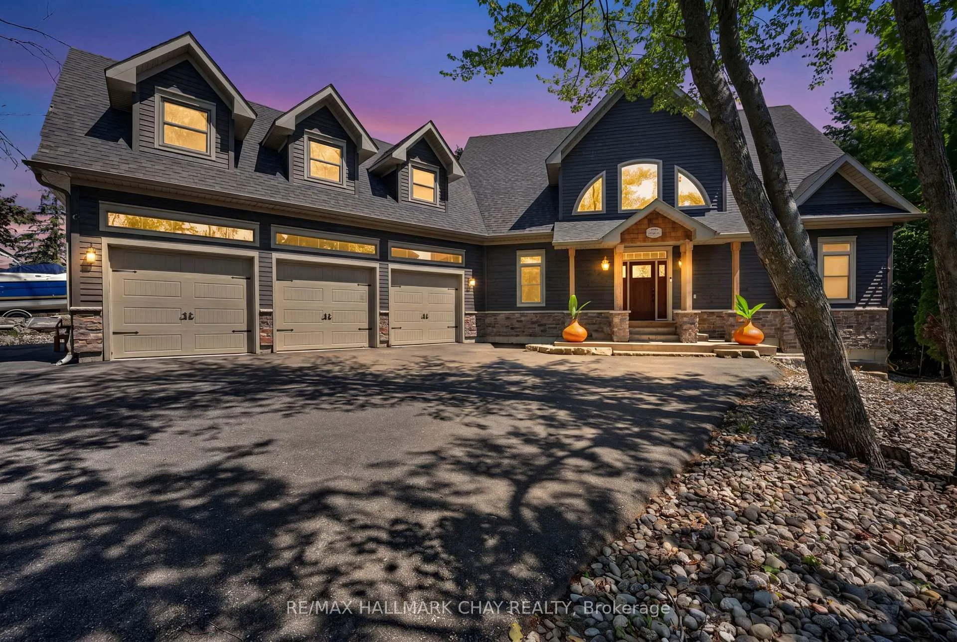 Photo 7 of 465 Mooney Crescent, Orillia — HOMEH