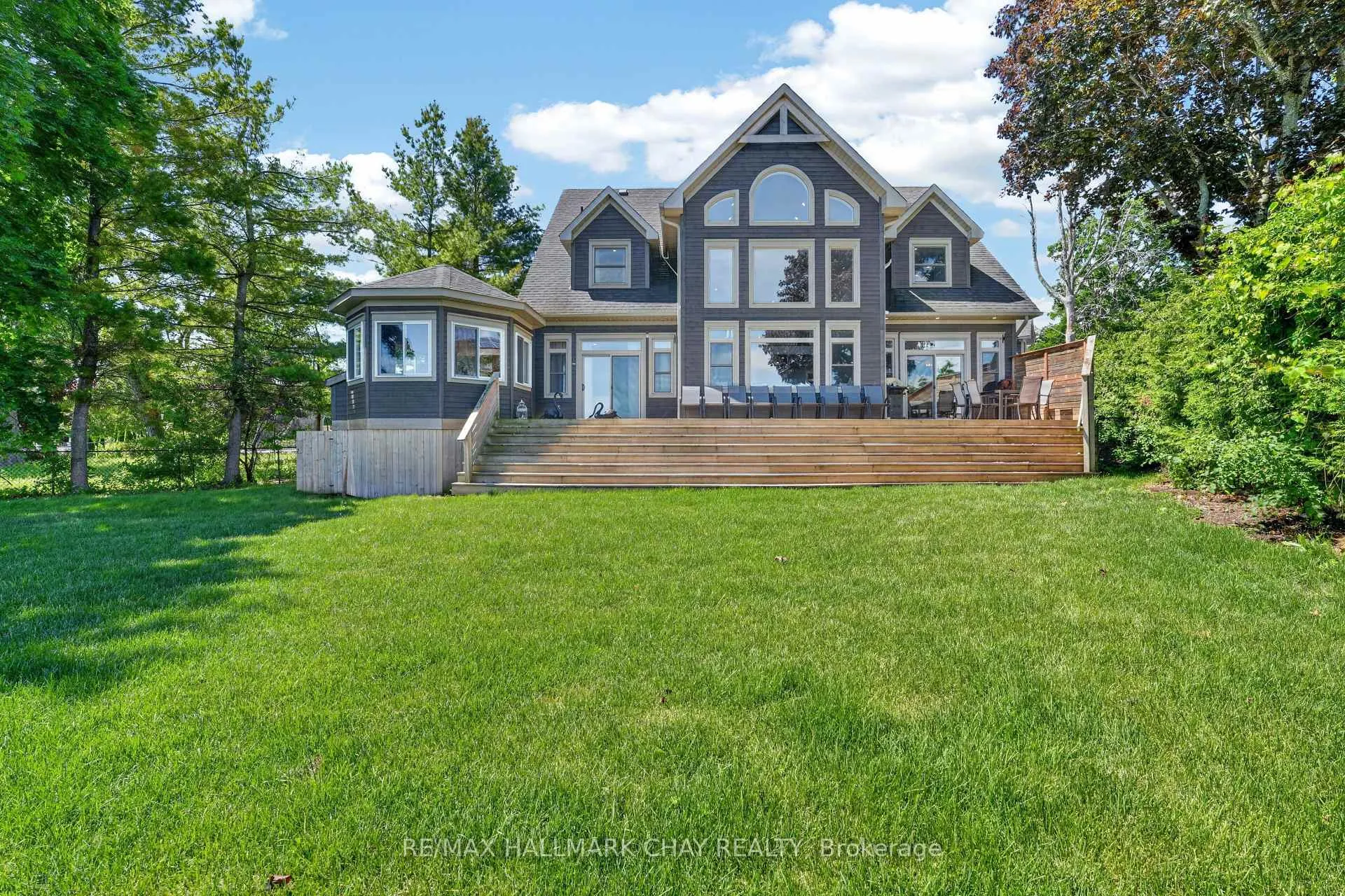 Photo 18 of 465 Mooney Crescent, Orillia — HOMEH