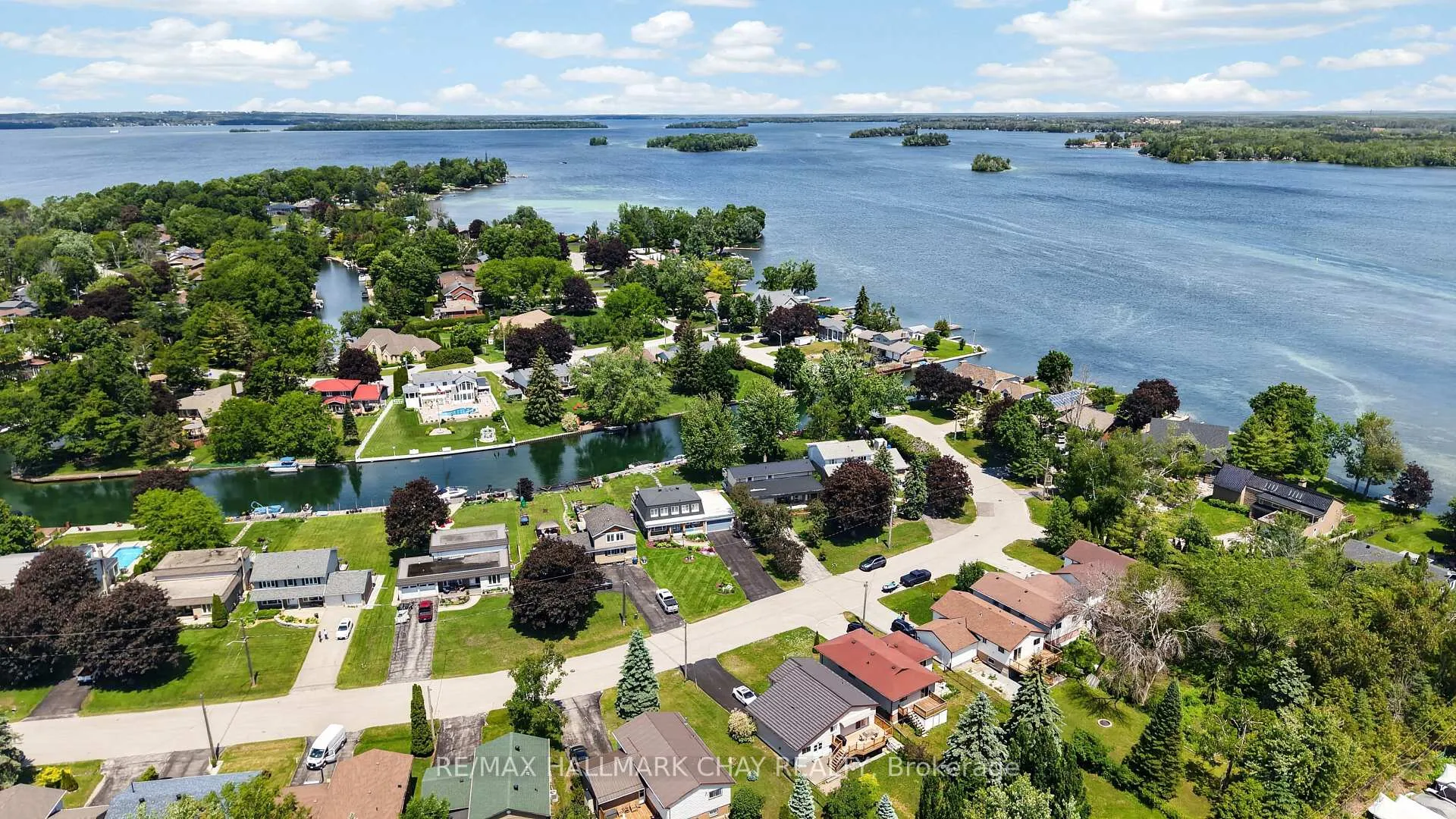 Photo 19 of 465 Mooney Crescent, Orillia — HOMEH
