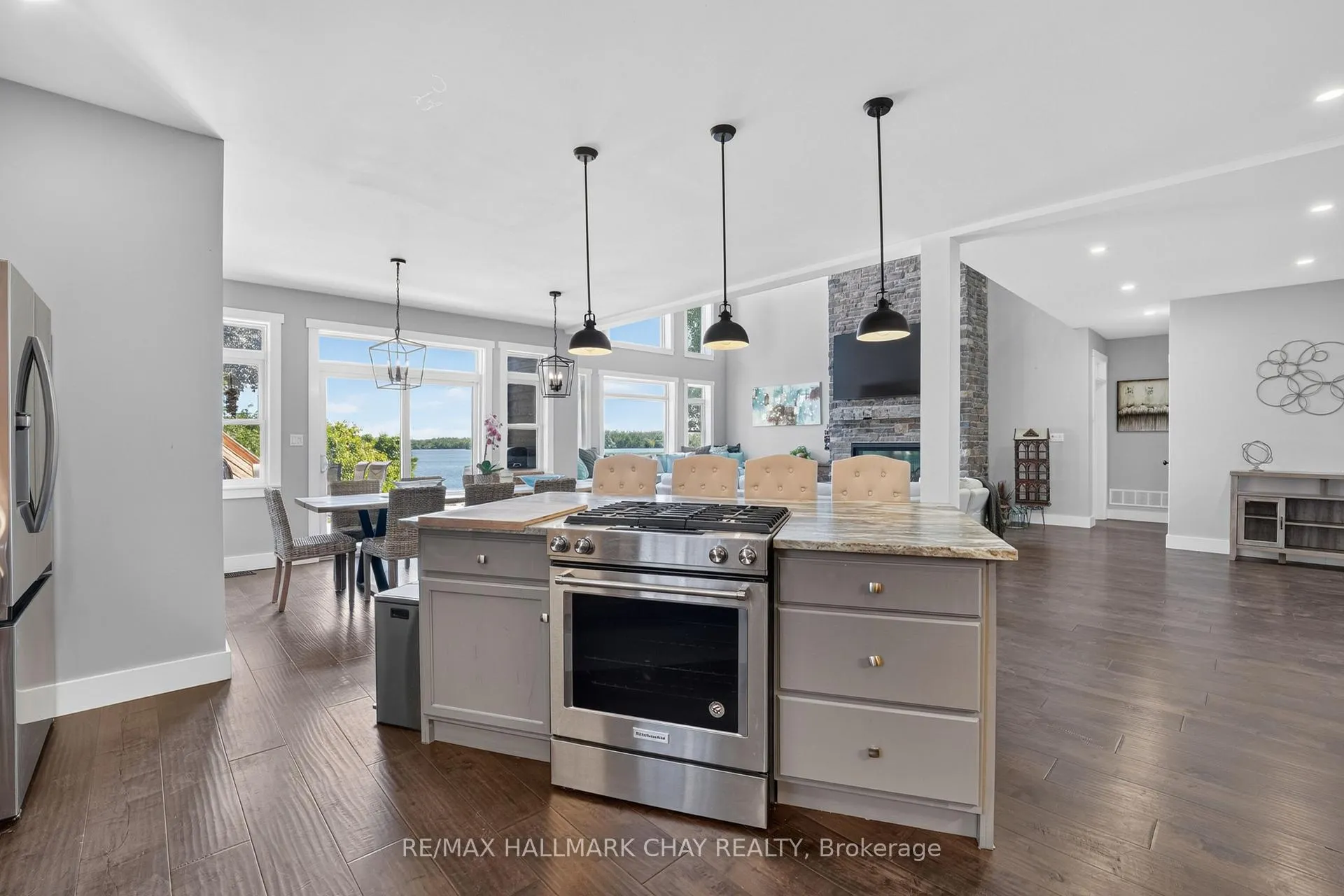 Photo 51 of 465 Mooney Crescent, Orillia — HOMEH