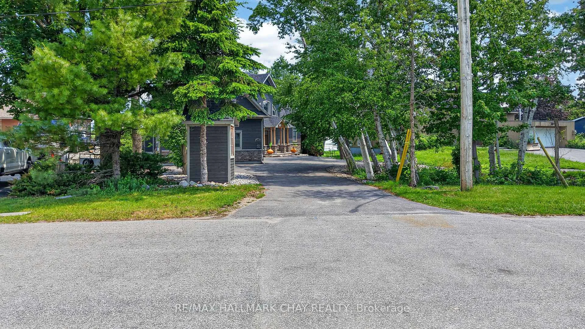 Photo 9 of 465 Mooney Crescent, Orillia — HOMEH