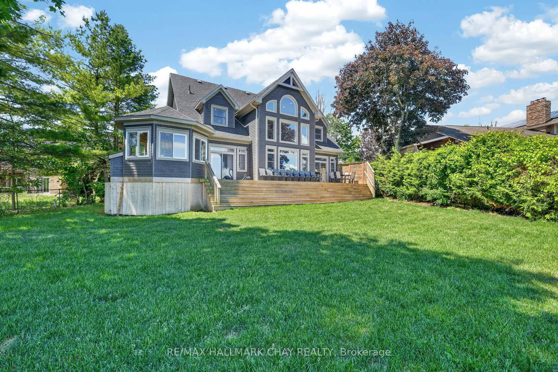 Photo 21 of 465 Mooney Crescent, Orillia — HOMEH