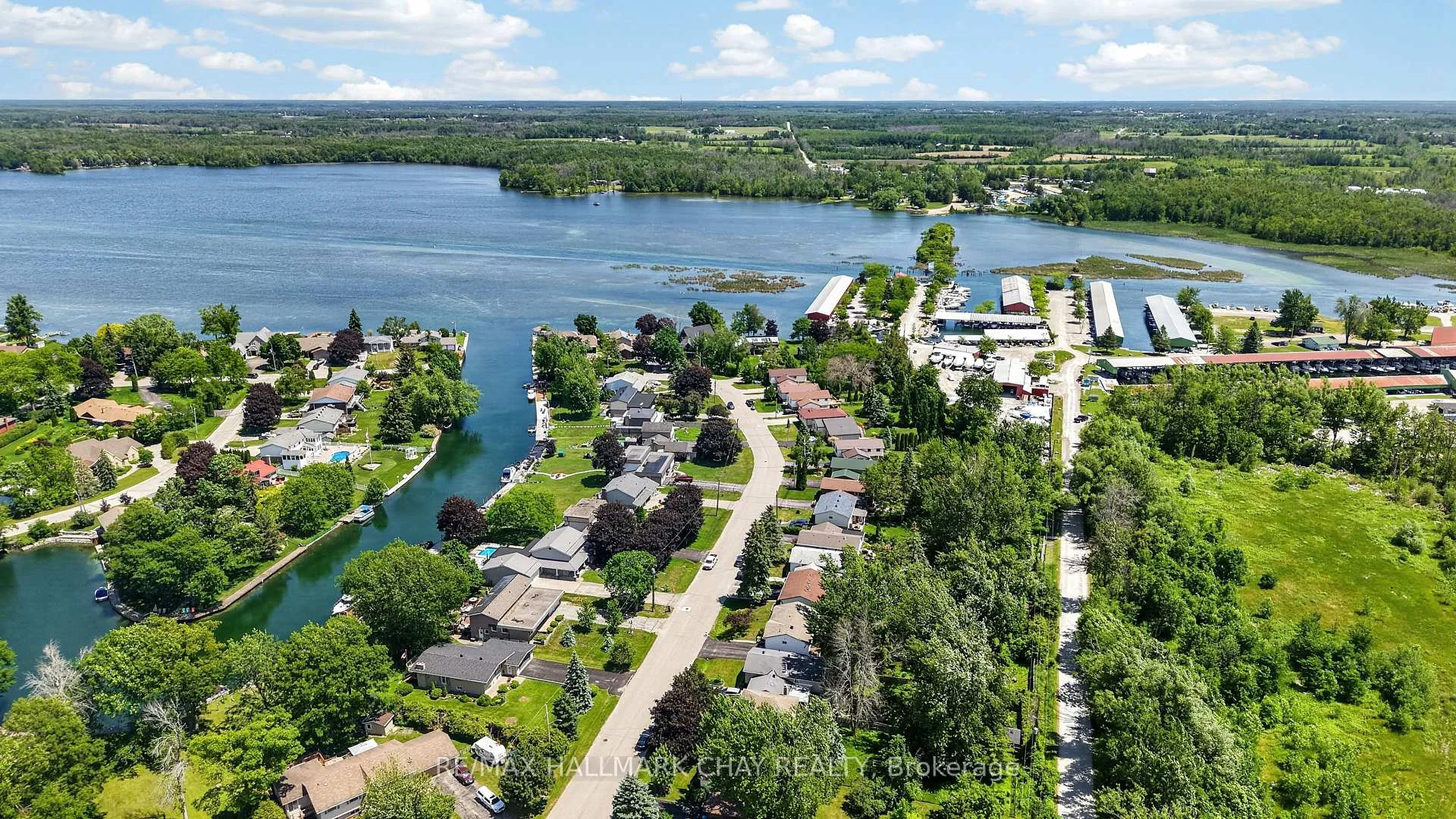 Photo 34 of 465 Mooney Crescent, Orillia — HOMEH
