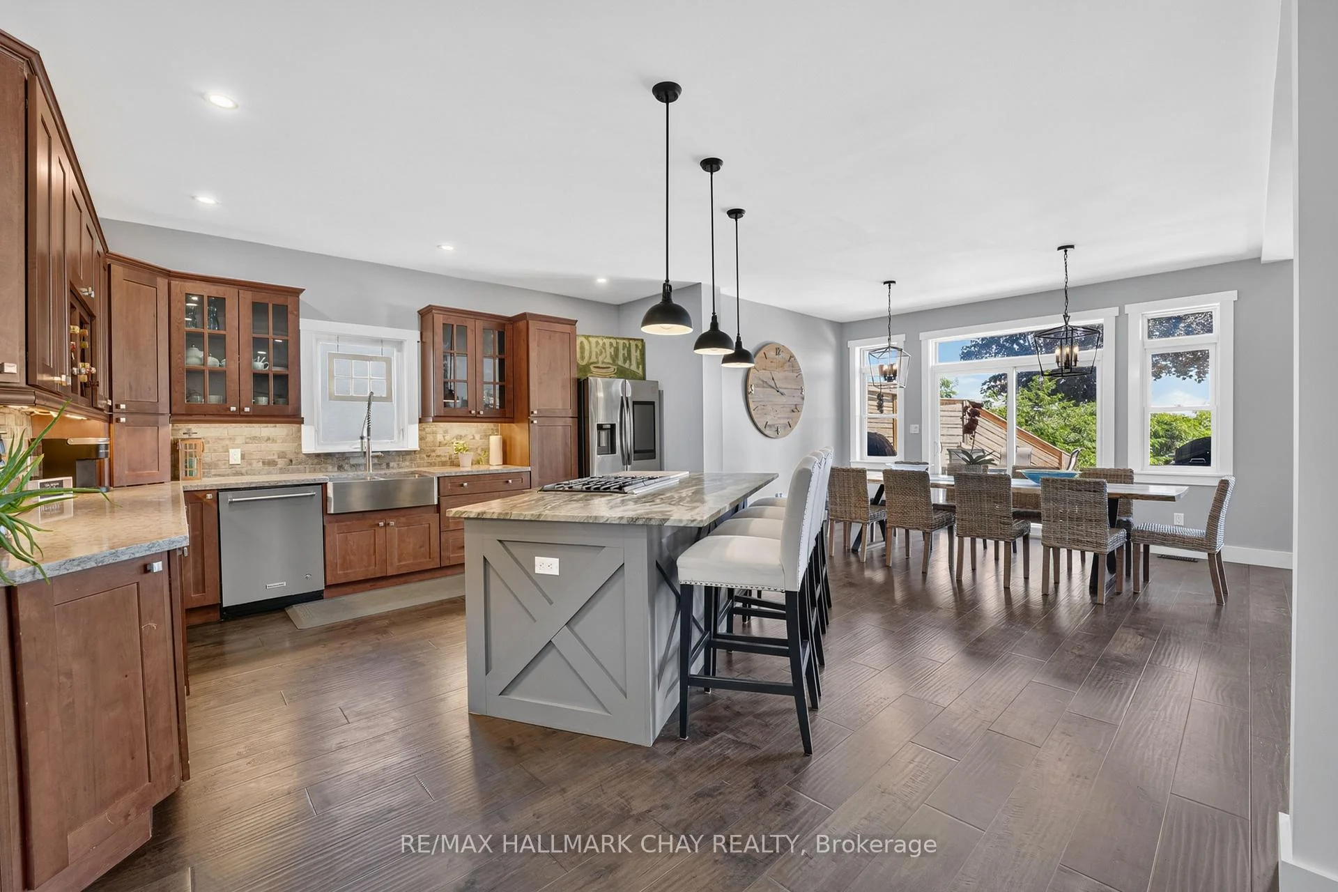 Photo 58 of 465 Mooney Crescent, Orillia — HOMEH