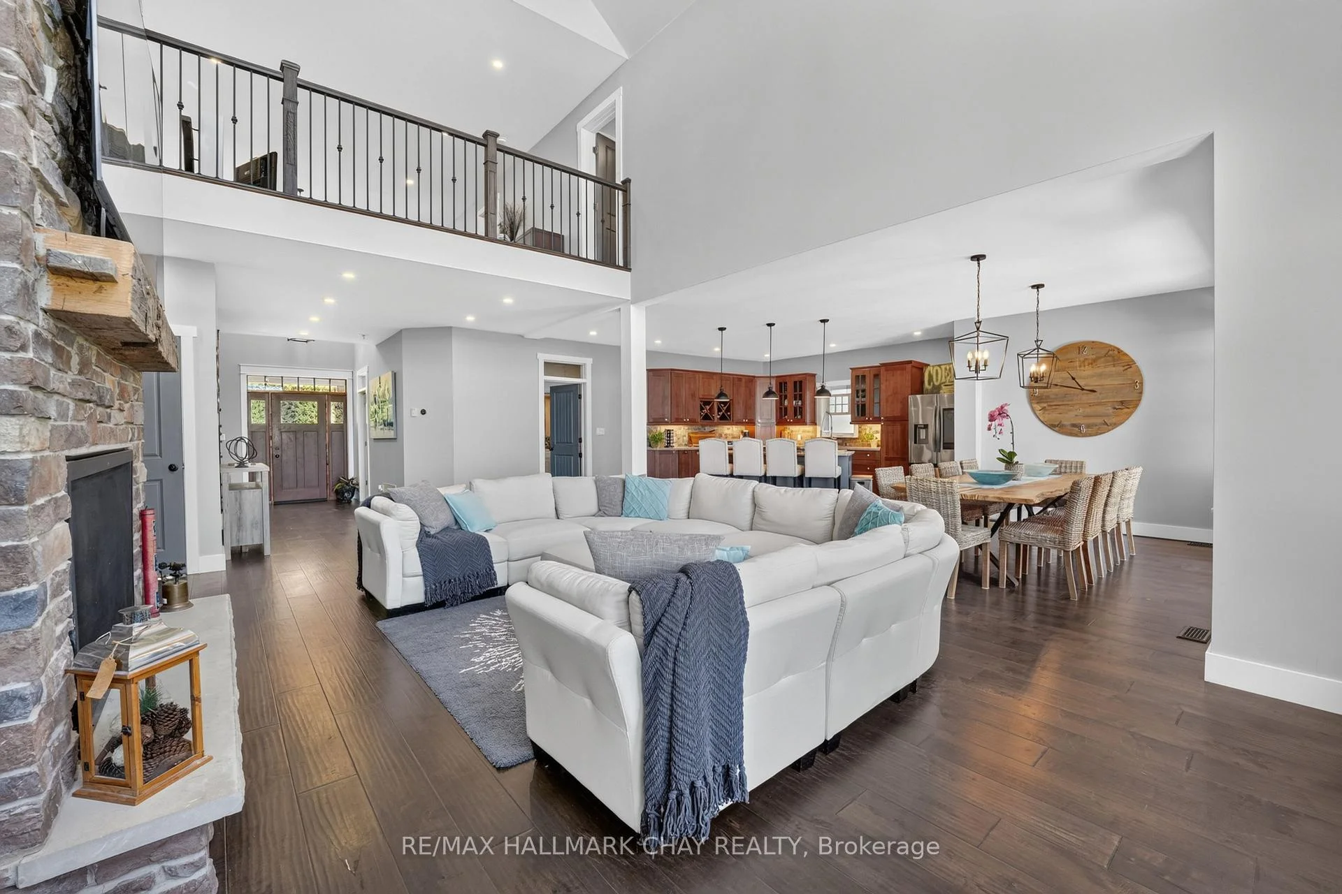 Photo 69 of 465 Mooney Crescent, Orillia — HOMEH