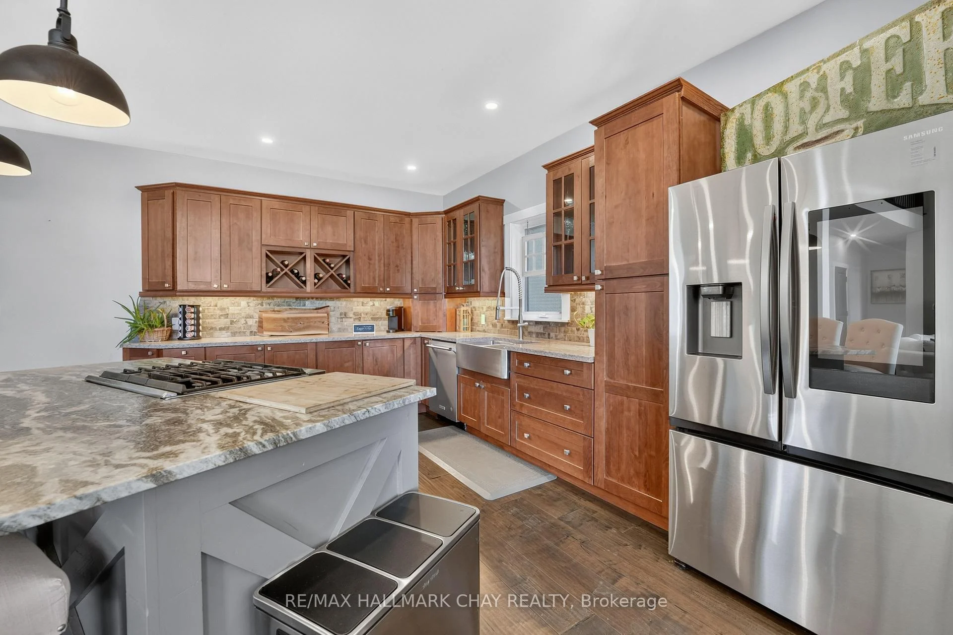 Photo 72 of 465 Mooney Crescent, Orillia — HOMEH
