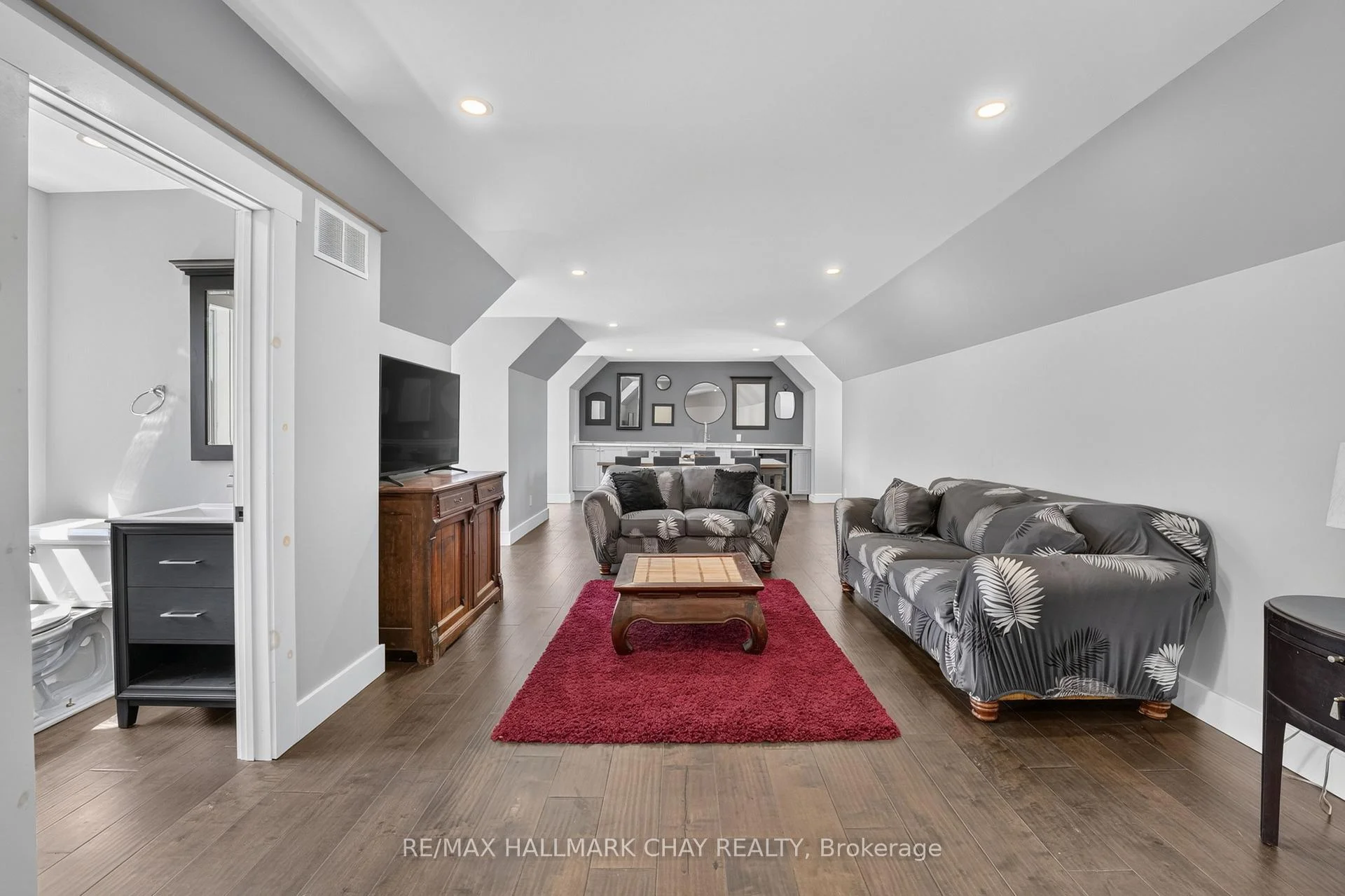 Photo 98 of 465 Mooney Crescent, Orillia — HOMEH