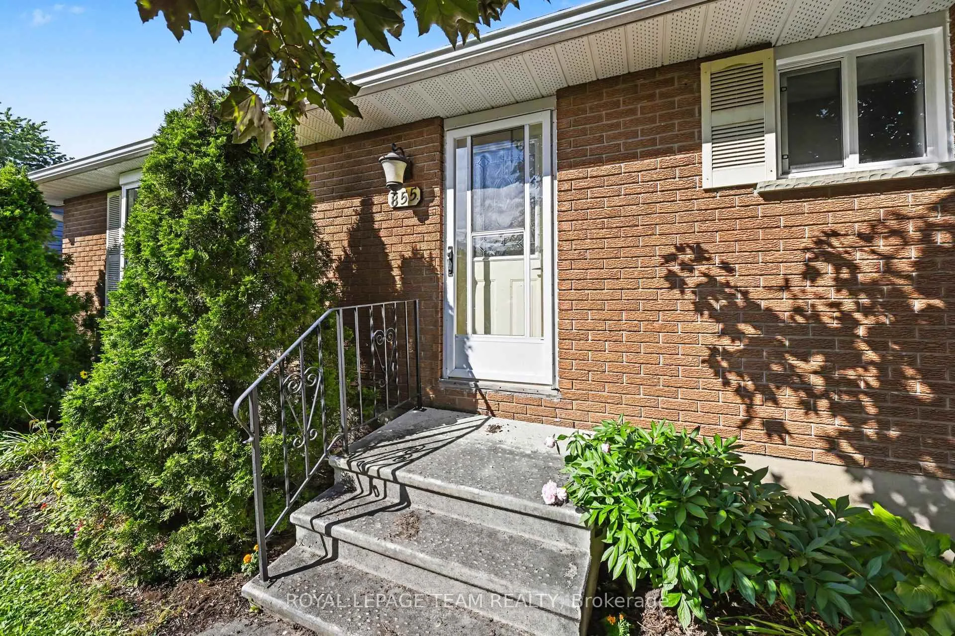 Photo 4 of 855 Kedrosky Drive, Renfrew, Renfrew — HOMEH
