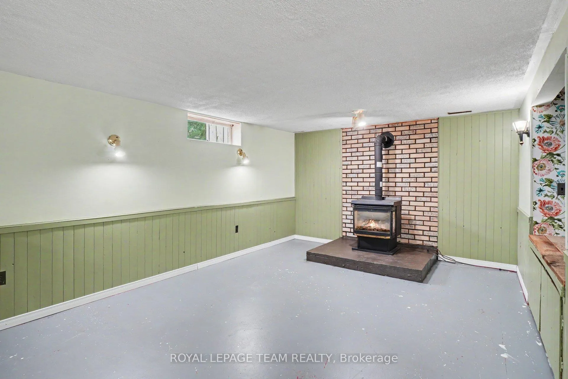 Photo 39 of 855 Kedrosky Drive, Renfrew, Renfrew — HOMEH