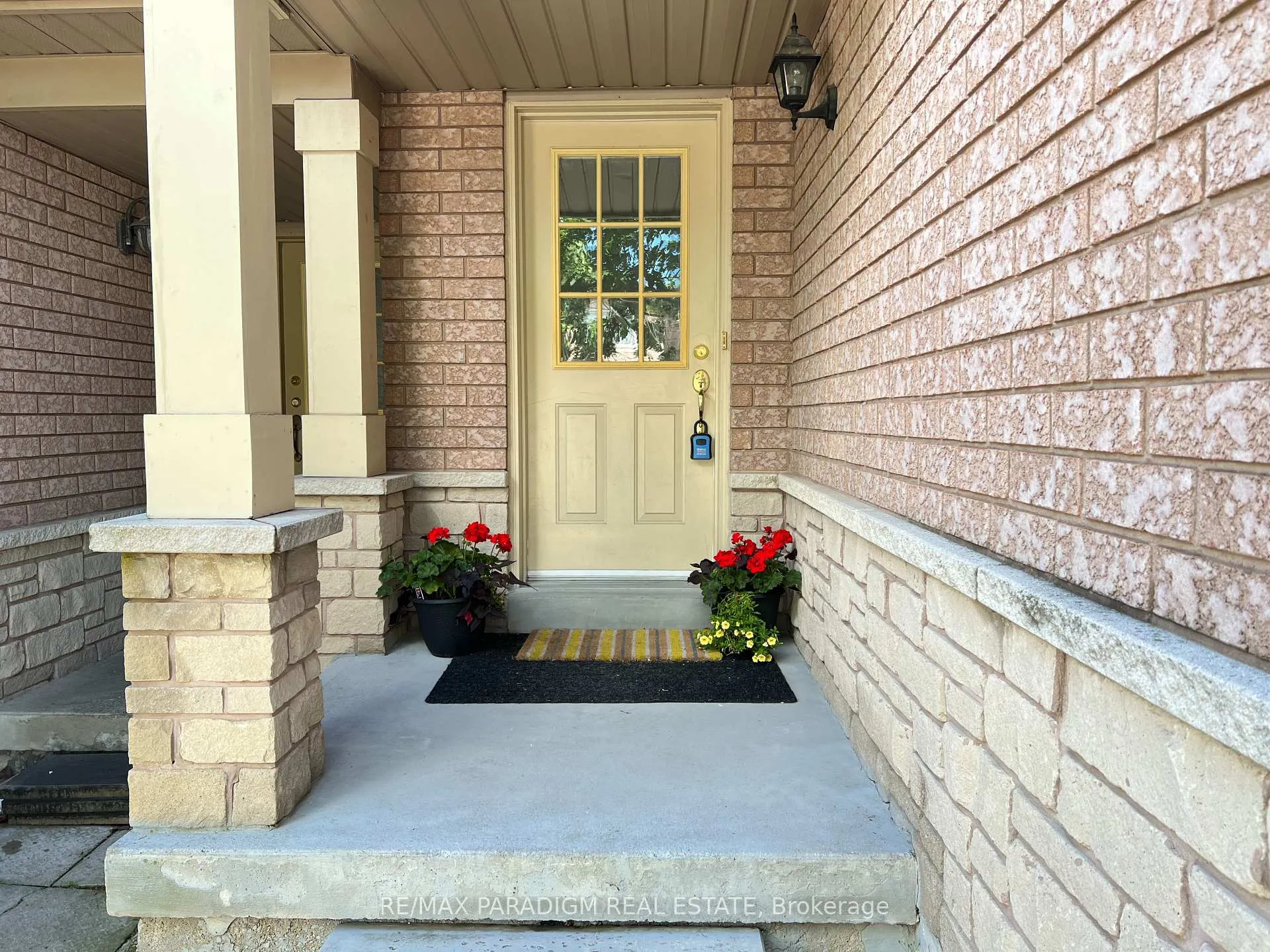Photo 2 of Unit 52, 5420 Fallingbrook Drive, Mississauga, East Credit — HOMEH