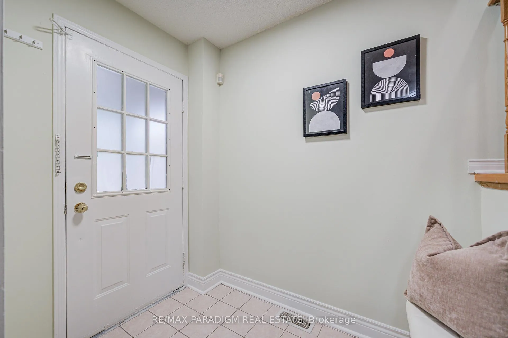 Photo 3 of Unit 52, 5420 Fallingbrook Drive, Mississauga, East Credit — HOMEH