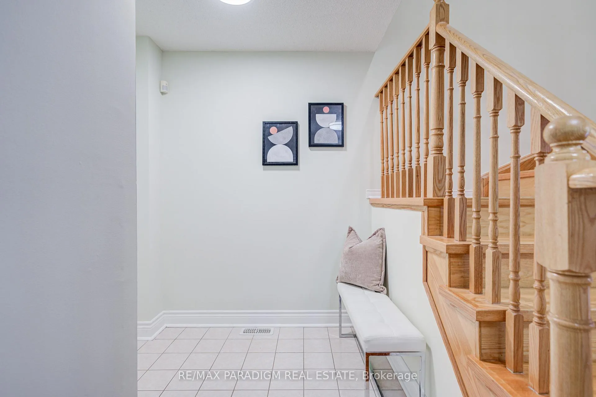 Photo 4 of Unit 52, 5420 Fallingbrook Drive, Mississauga, East Credit — HOMEH