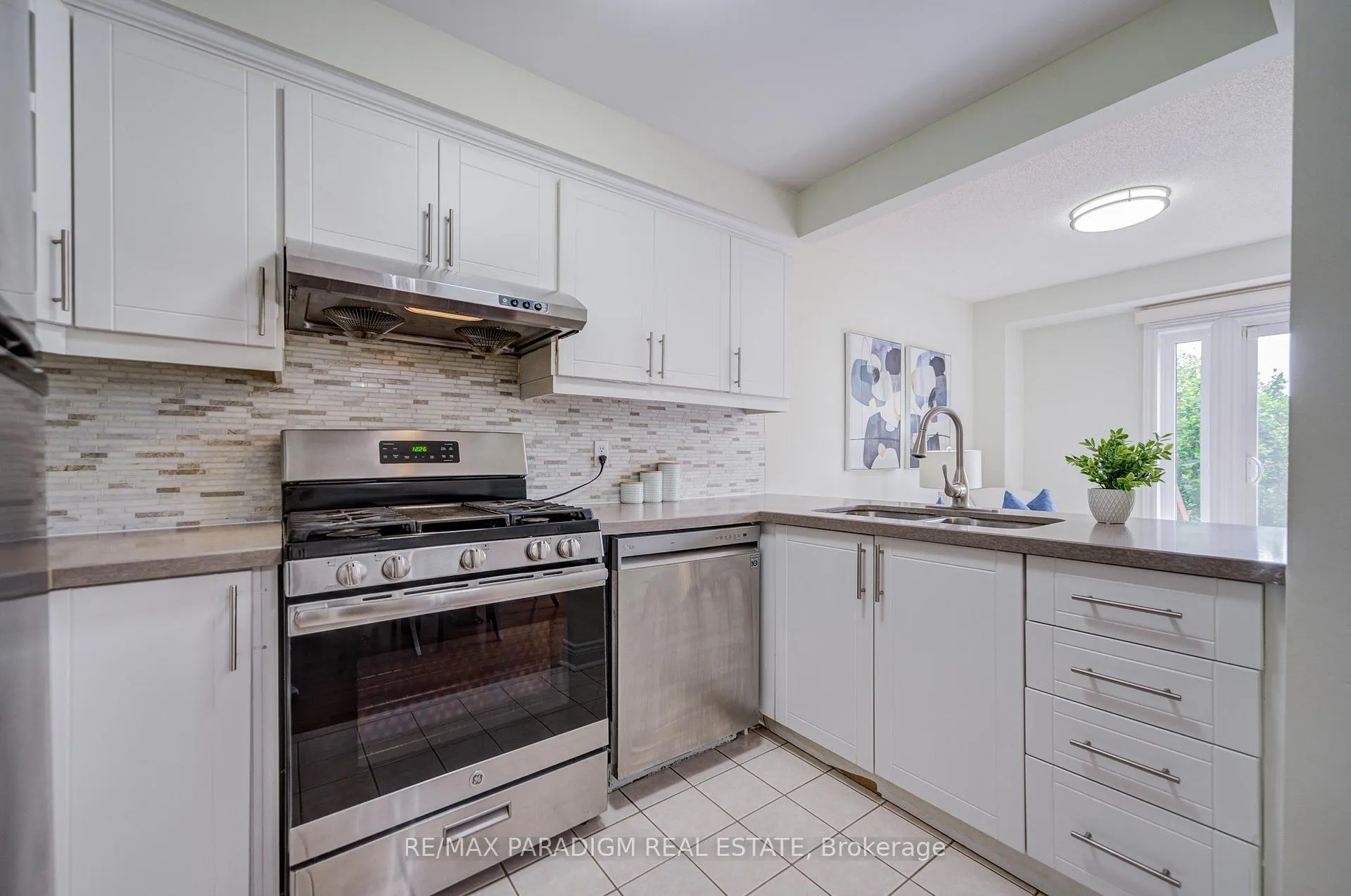 Photo 22 of Unit 52, 5420 Fallingbrook Drive, Mississauga, East Credit — HOMEH