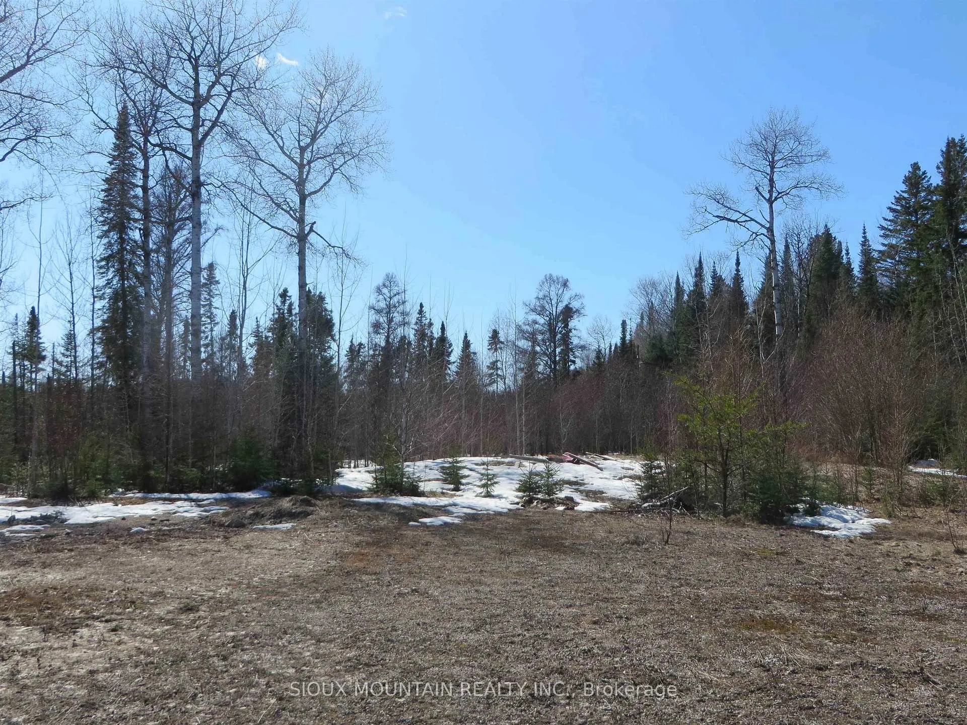 Photo 3 of 92 Abram Lake Road, Sioux Lookout — HOMEH