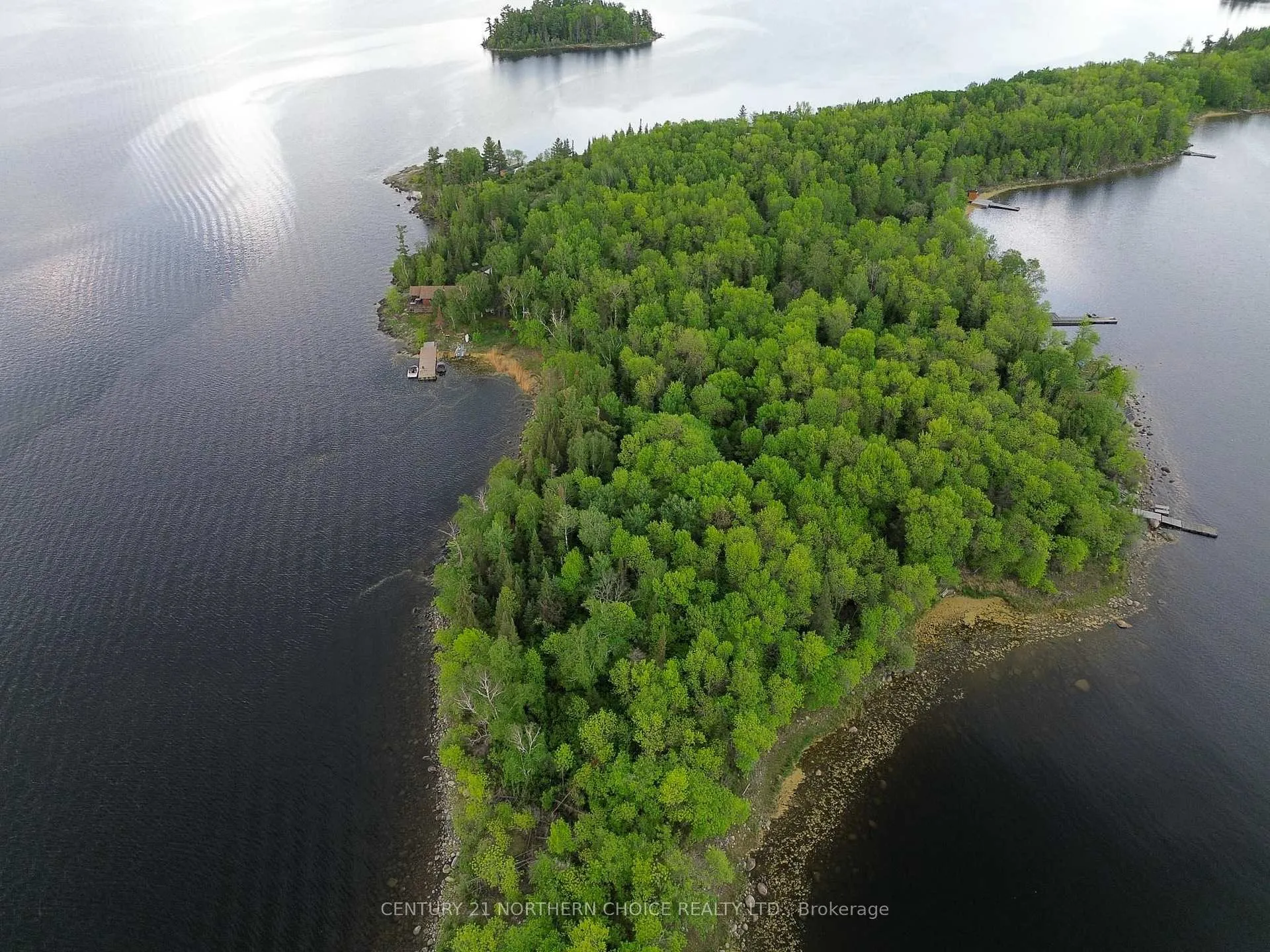 Photo 4 of 19 Castlerock Island, Kenora Remote Area, Lake of the Woods North — HOMEH