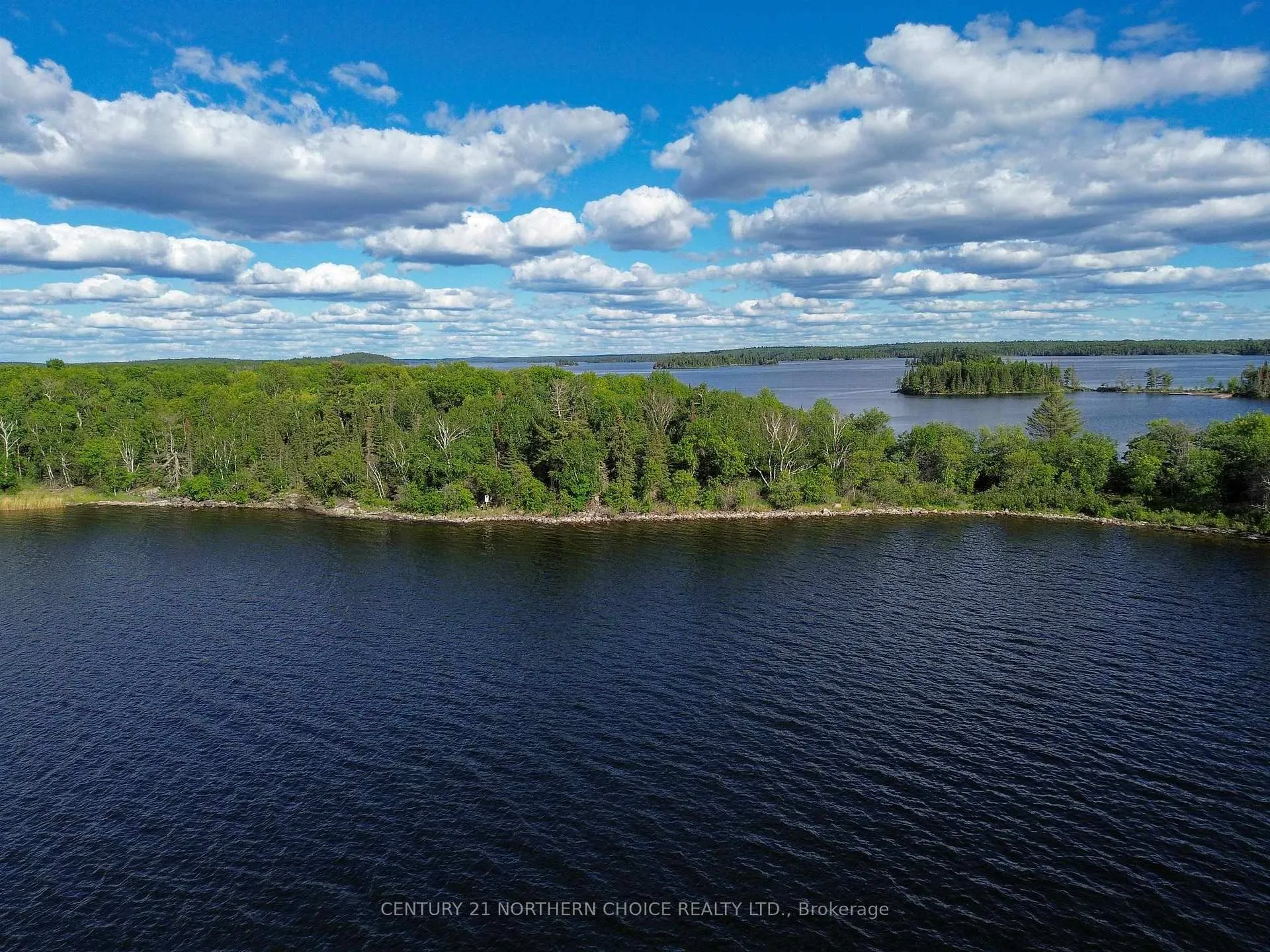 Photo 13 of 19 Castlerock Island, Kenora Remote Area, Lake of the Woods North — HOMEH