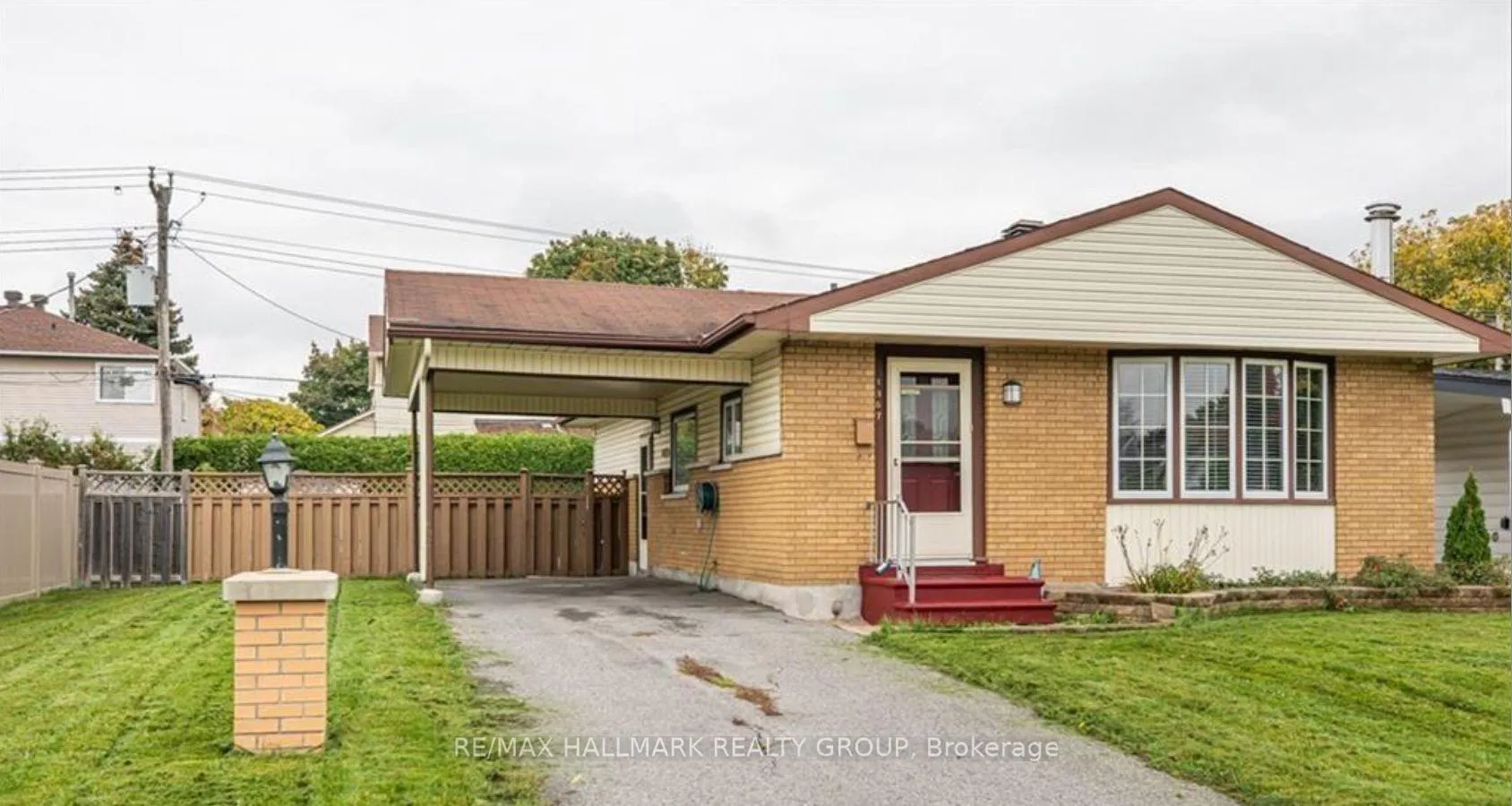 Photo 1 of Unit A, 1387 Sault Street, Ottawa, Bilberry Creek/Queenswood Heights — HOMEH