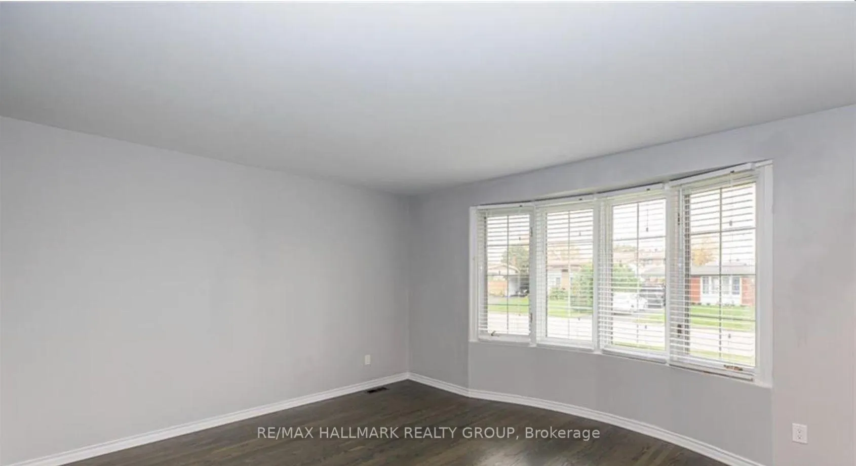 Photo 7 of Unit A, 1387 Sault Street, Ottawa, Bilberry Creek/Queenswood Heights — HOMEH