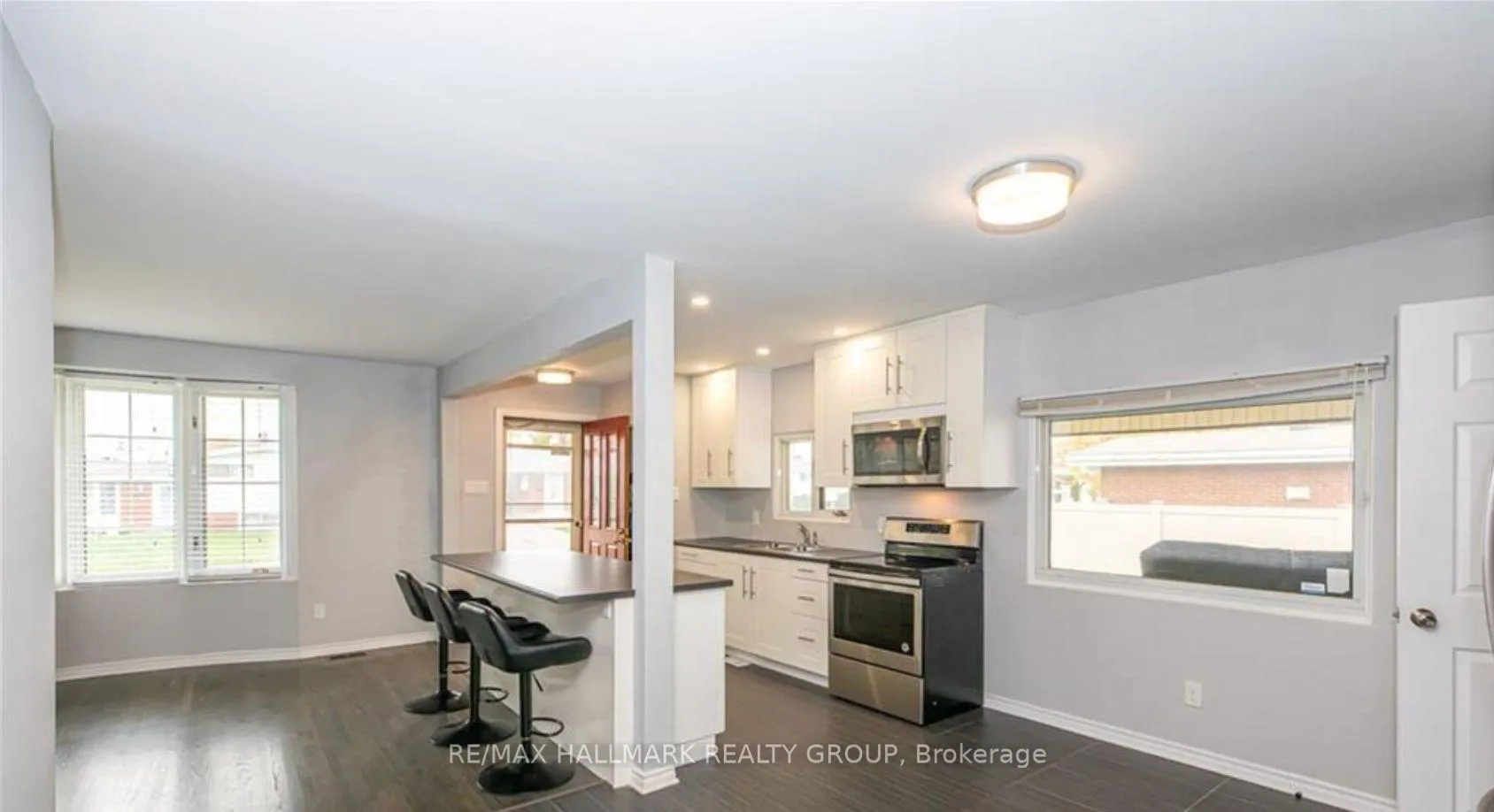 Photo 10 of Unit A, 1387 Sault Street, Ottawa, Bilberry Creek/Queenswood Heights — HOMEH