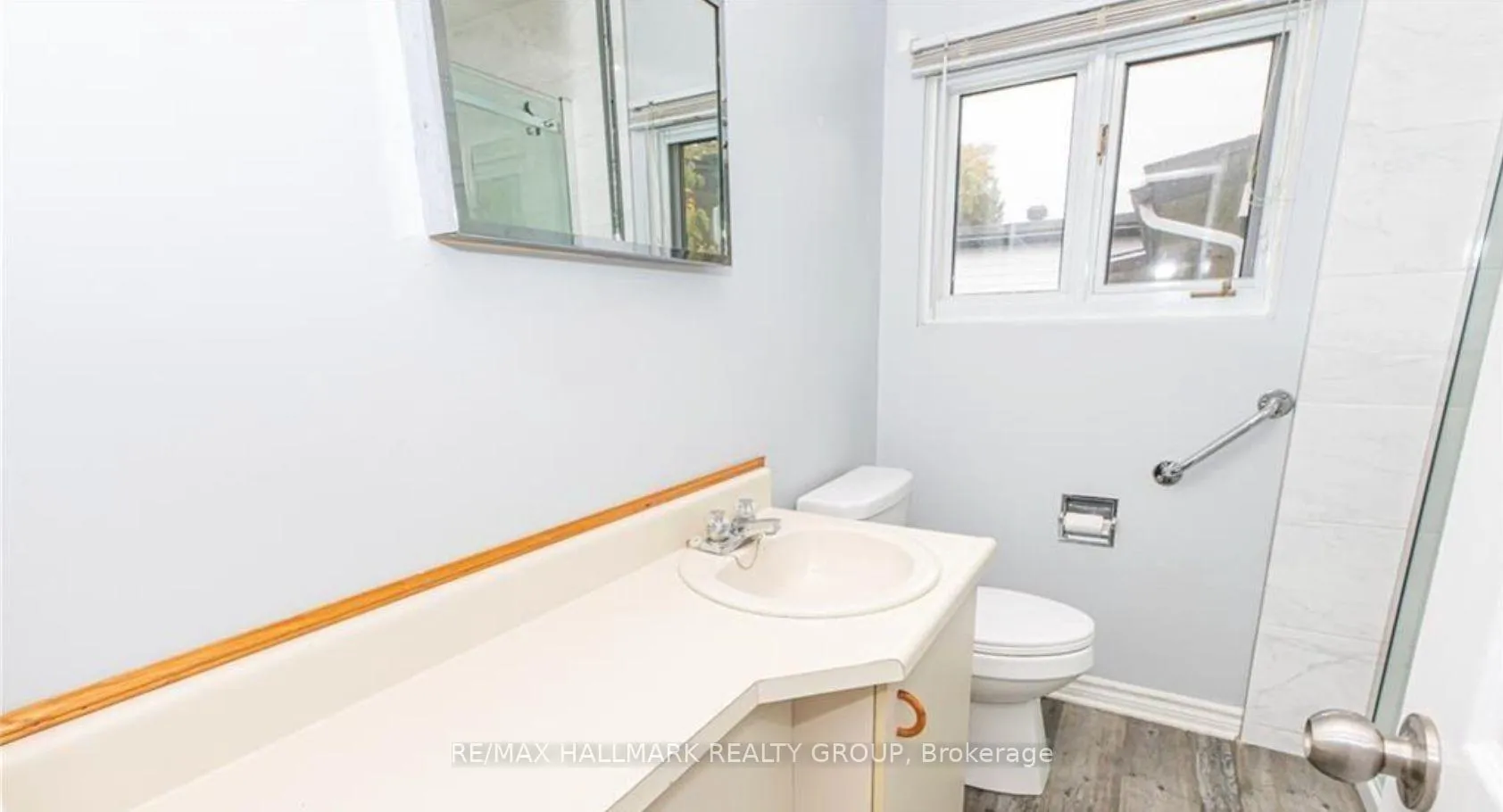 Photo 15 of Unit A, 1387 Sault Street, Ottawa, Bilberry Creek/Queenswood Heights — HOMEH