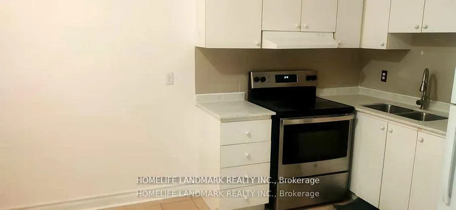Front of Unit 2, 2475 Yonge Street
