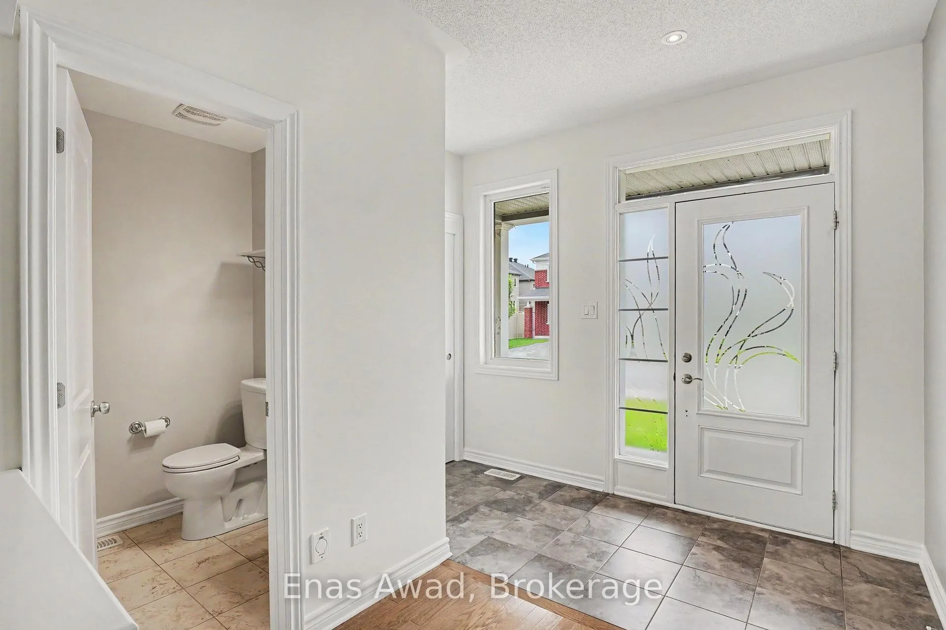 Photo 4 of 152 Westover Crescent, Ottawa, Kanata - Kanata Lakes/Heritage Hills — HOMEH