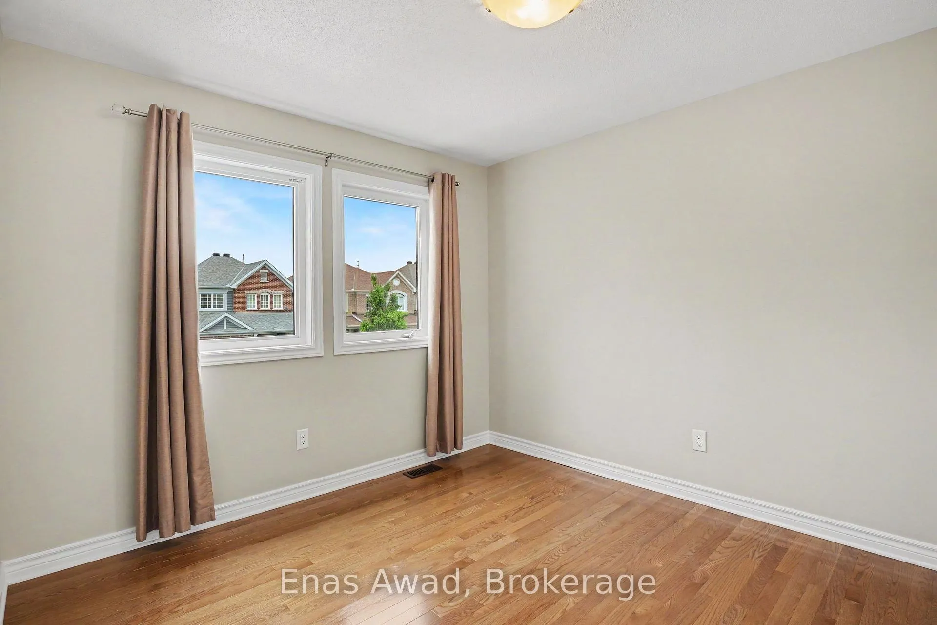 Photo 17 of 152 Westover Crescent, Ottawa, Kanata - Kanata Lakes/Heritage Hills — HOMEH