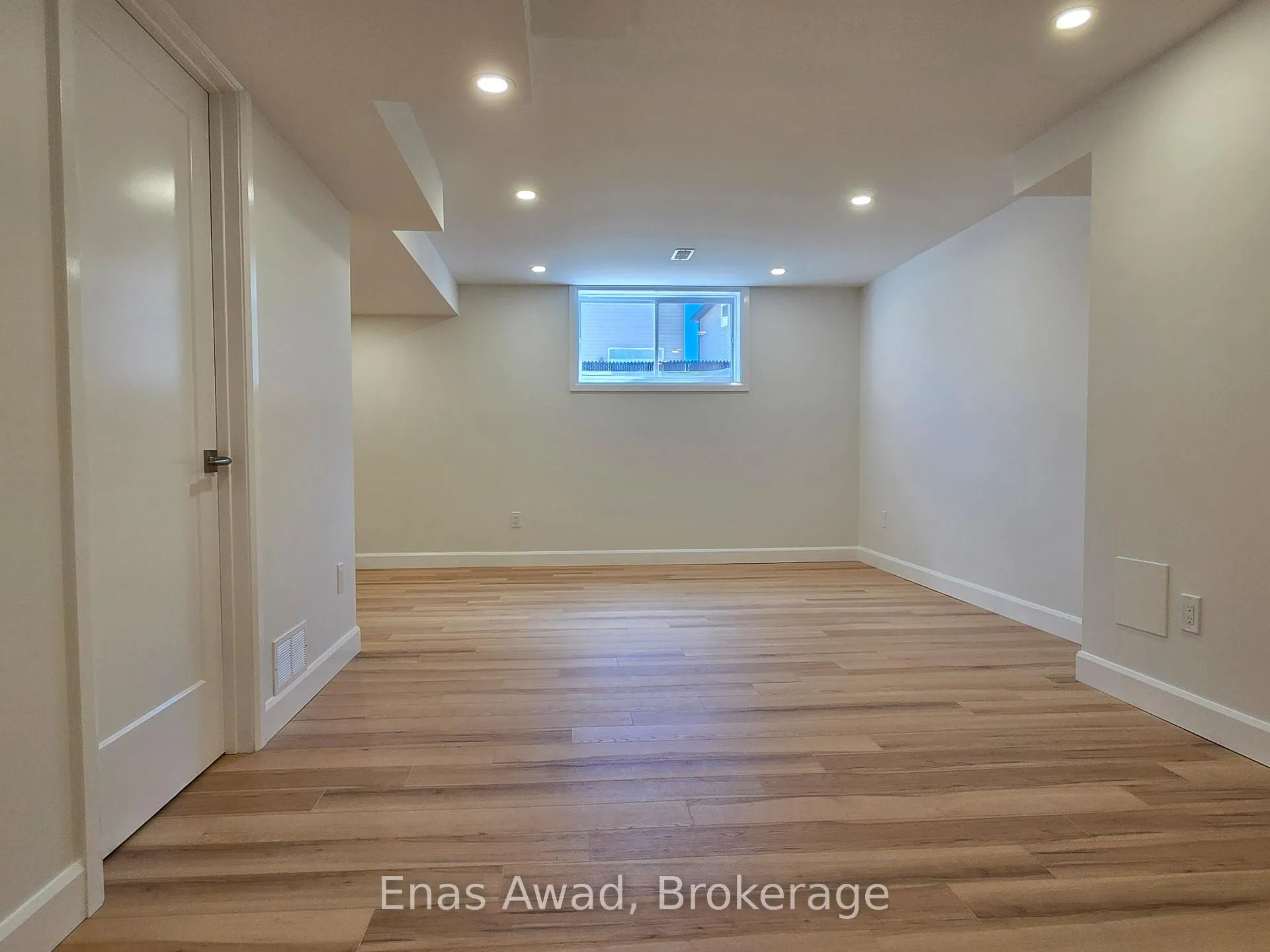 Photo 27 of 152 Westover Crescent, Ottawa, Kanata - Kanata Lakes/Heritage Hills — HOMEH