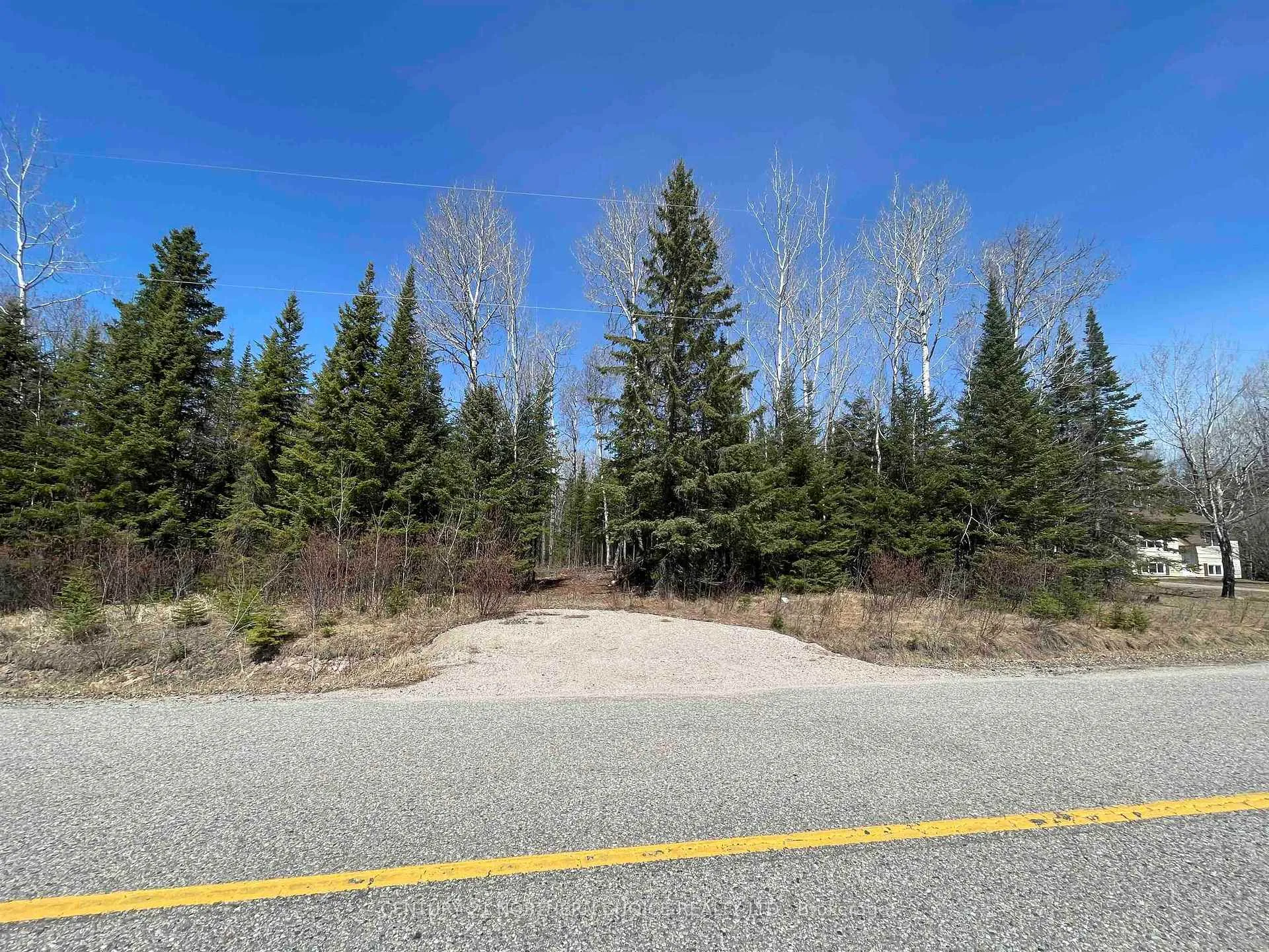 Photo 2 of 351 Thunder Lake Road, Dryden, Thunder Lake — HOMEH