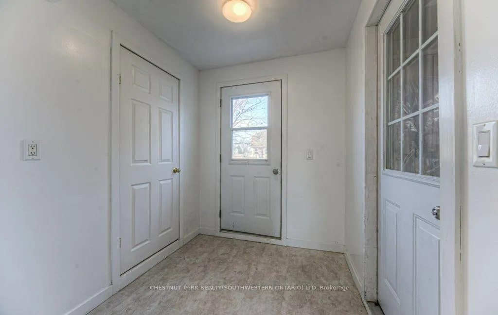 Photo 5 of 6998 St. Patrick Street, West Perth, Hibbert — HOMEH
