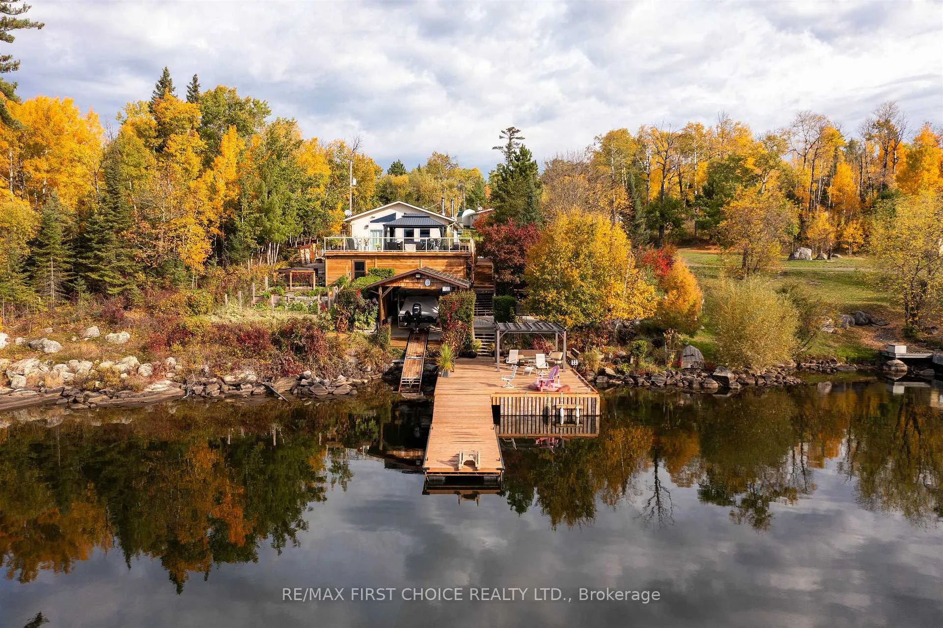 Photo 18 of 101 Primmer's Road, Kenora Remote Area, Lake of the Woods North — HOMEH