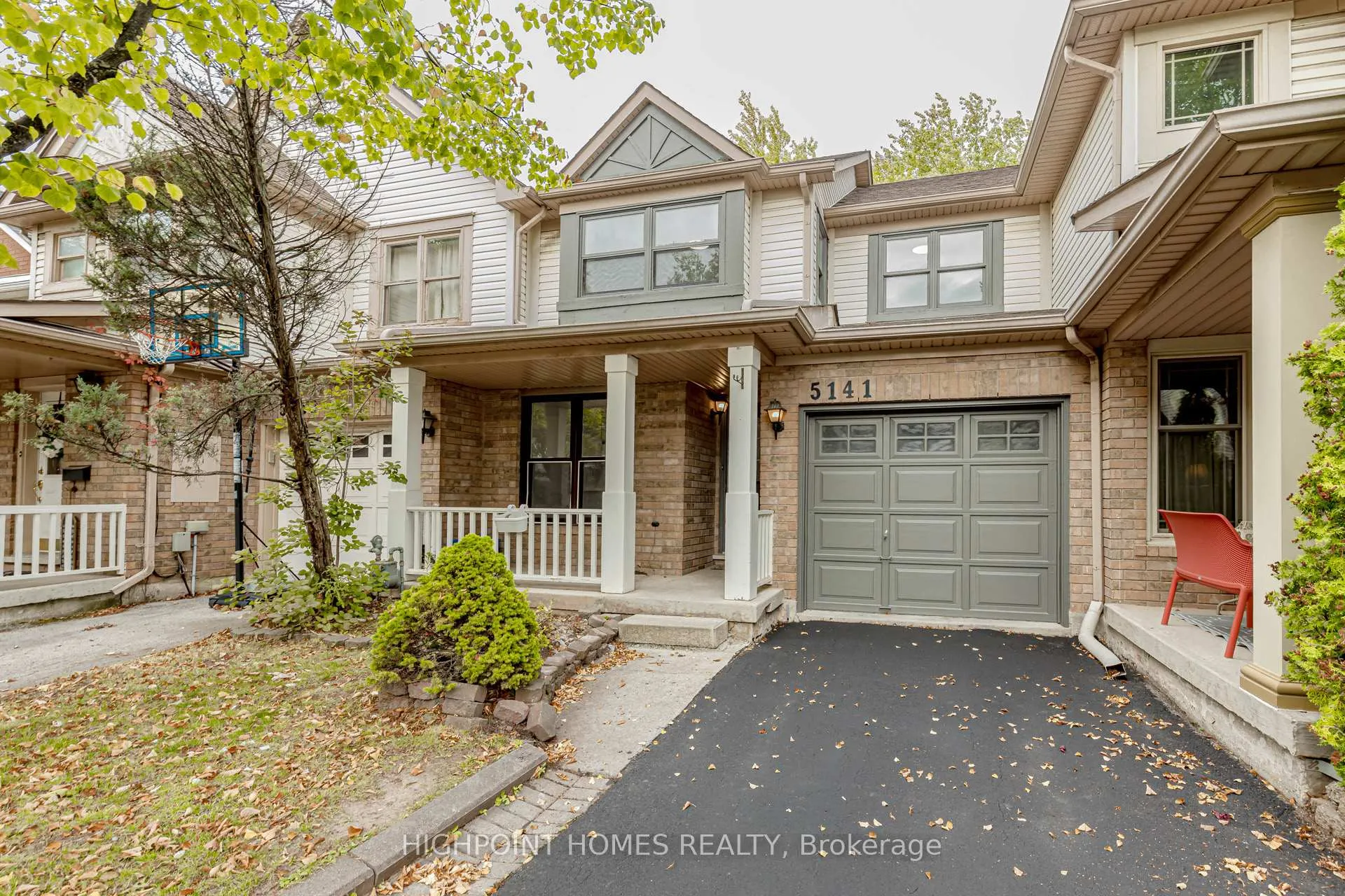 Photo 3 of 5141 Brada Crescent E, Burlington, Orchard — HOMEH