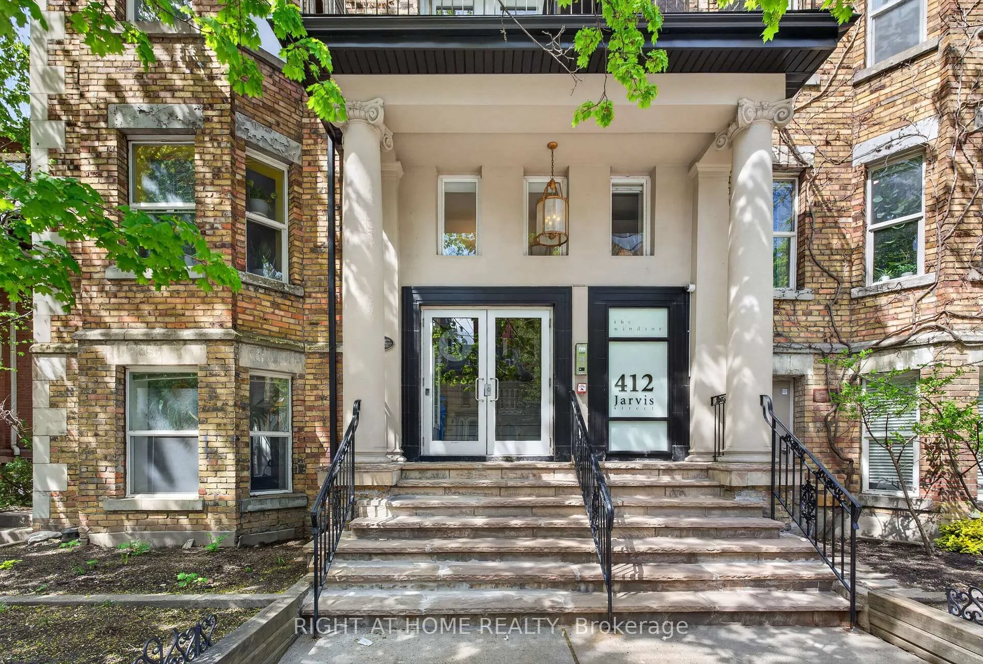 Photo 2 of Unit 301, 412 Jarvis Street, Toronto, Church-Yonge Corridor — HOMEH