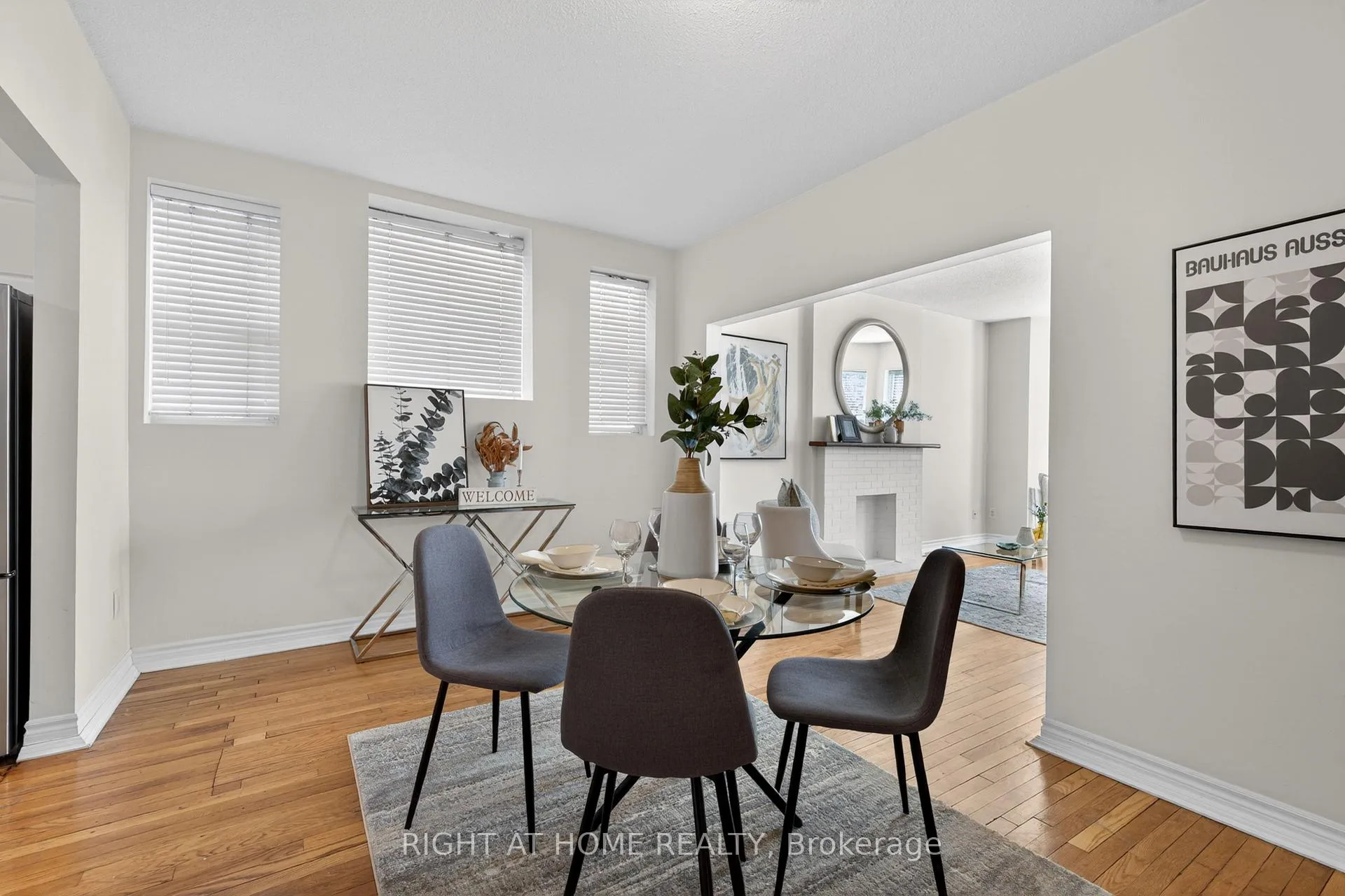 Photo 5 of Unit 301, 412 Jarvis Street, Toronto, Church-Yonge Corridor — HOMEH