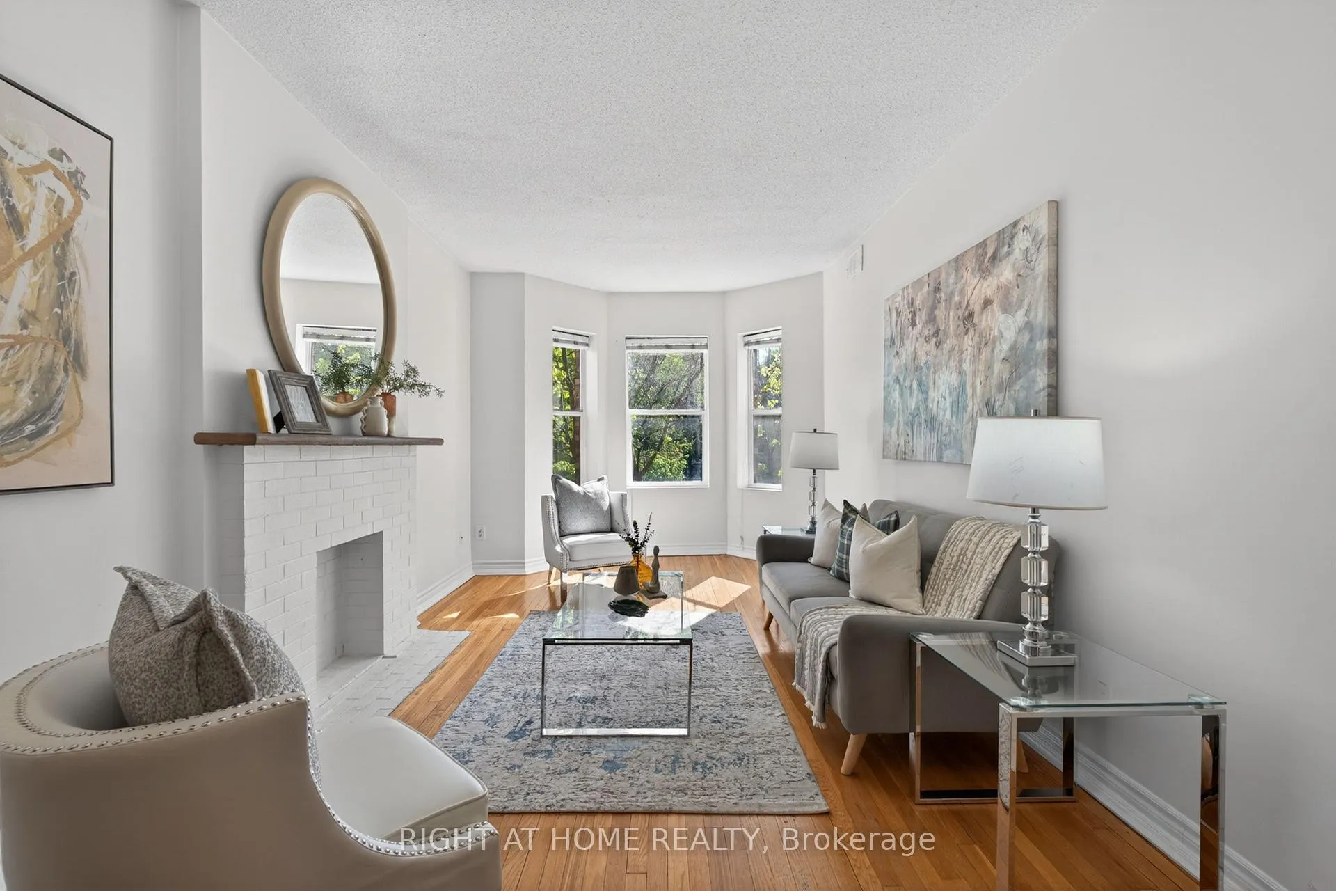 Photo 7 of Unit 301, 412 Jarvis Street, Toronto, Church-Yonge Corridor — HOMEH