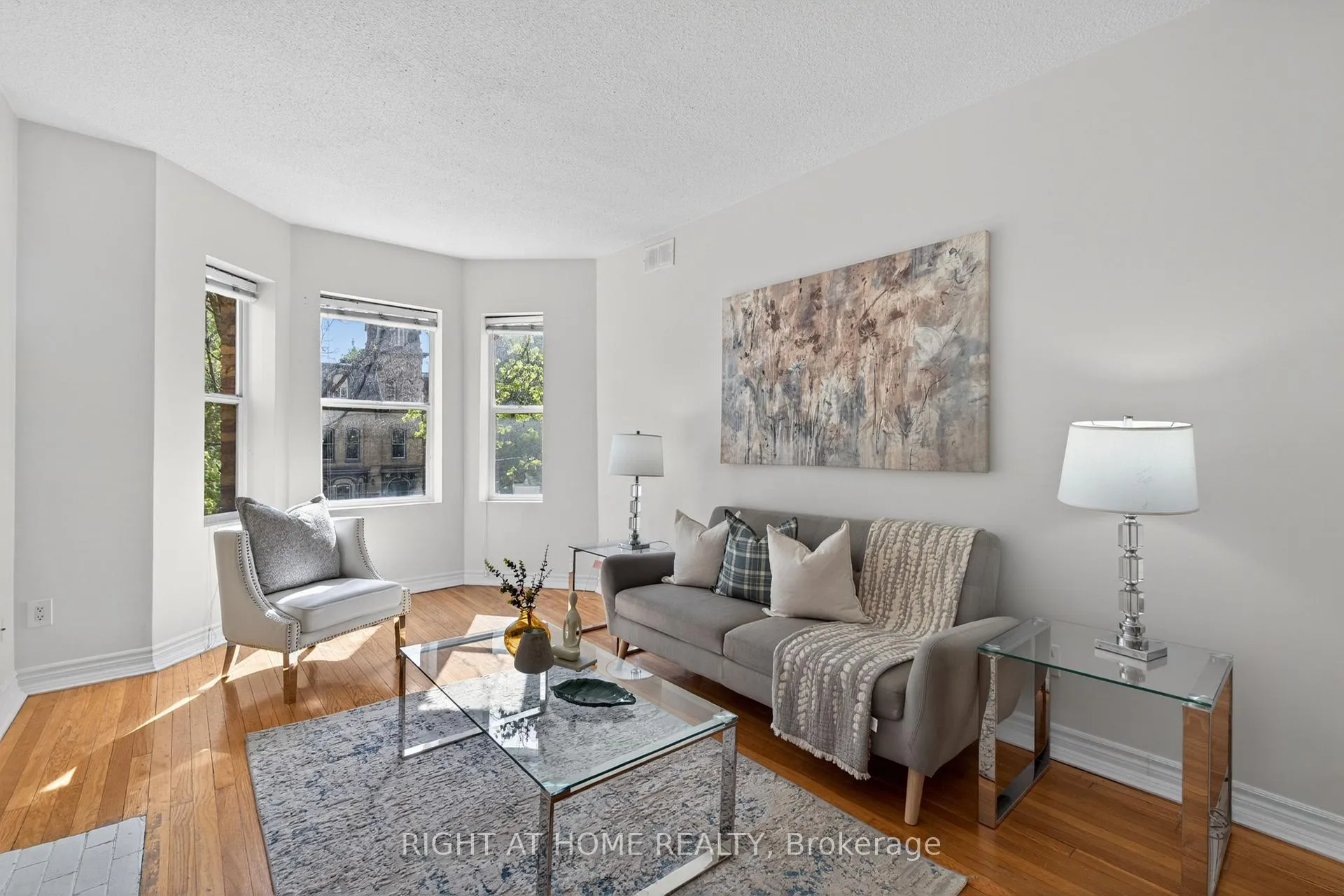 Photo 11 of Unit 301, 412 Jarvis Street, Toronto, Church-Yonge Corridor — HOMEH