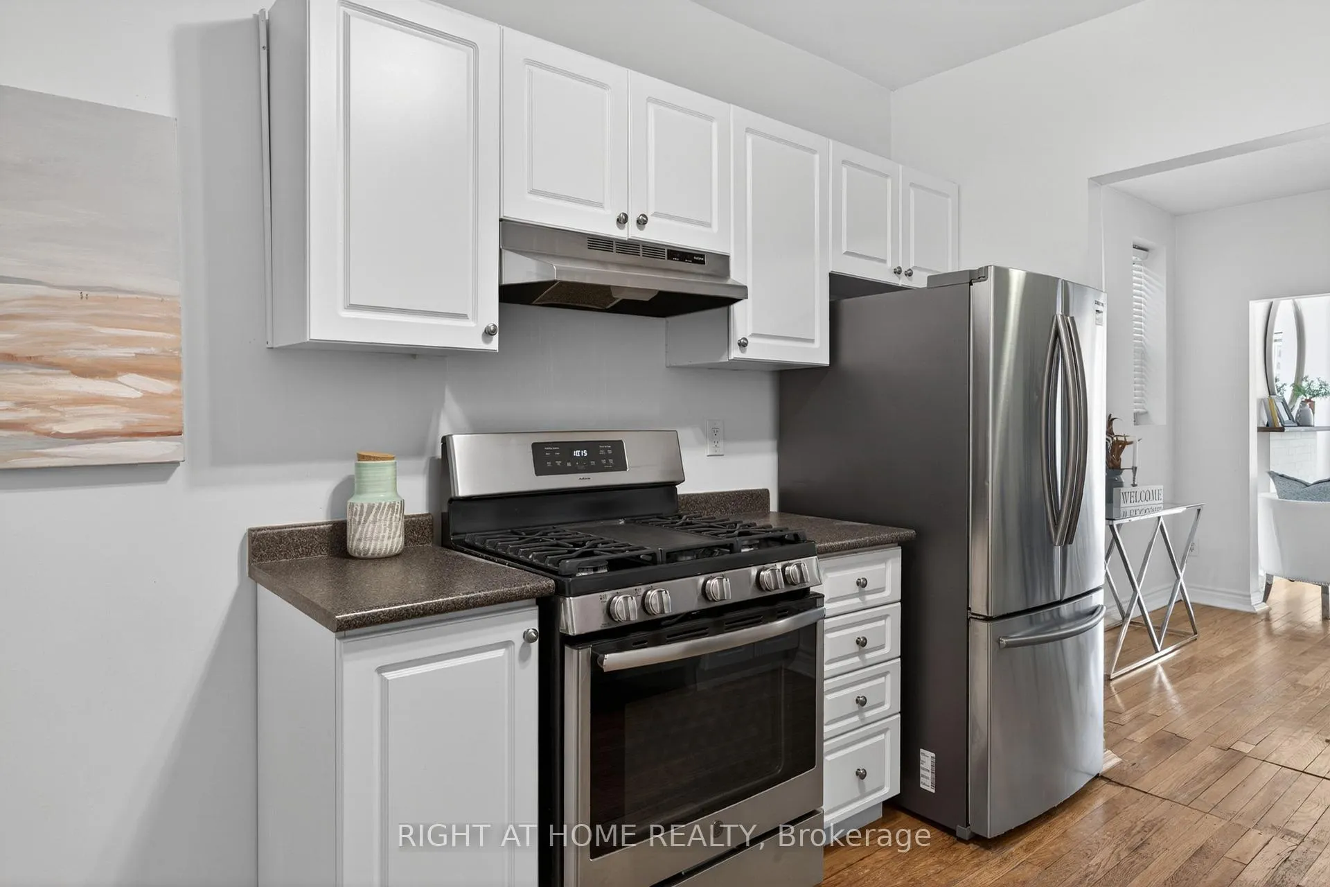 Photo 19 of Unit 301, 412 Jarvis Street, Toronto, Church-Yonge Corridor — HOMEH