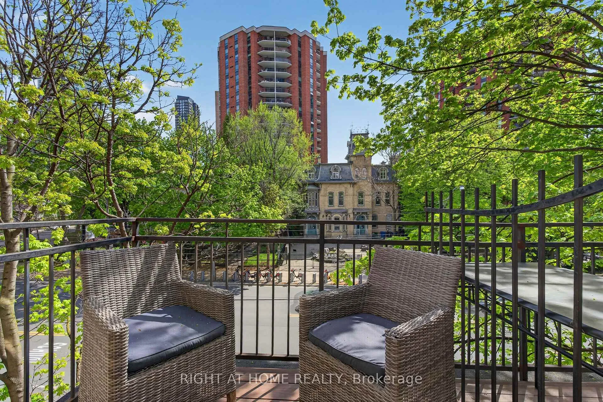 Photo 26 of Unit 301, 412 Jarvis Street, Toronto, Church-Yonge Corridor — HOMEH