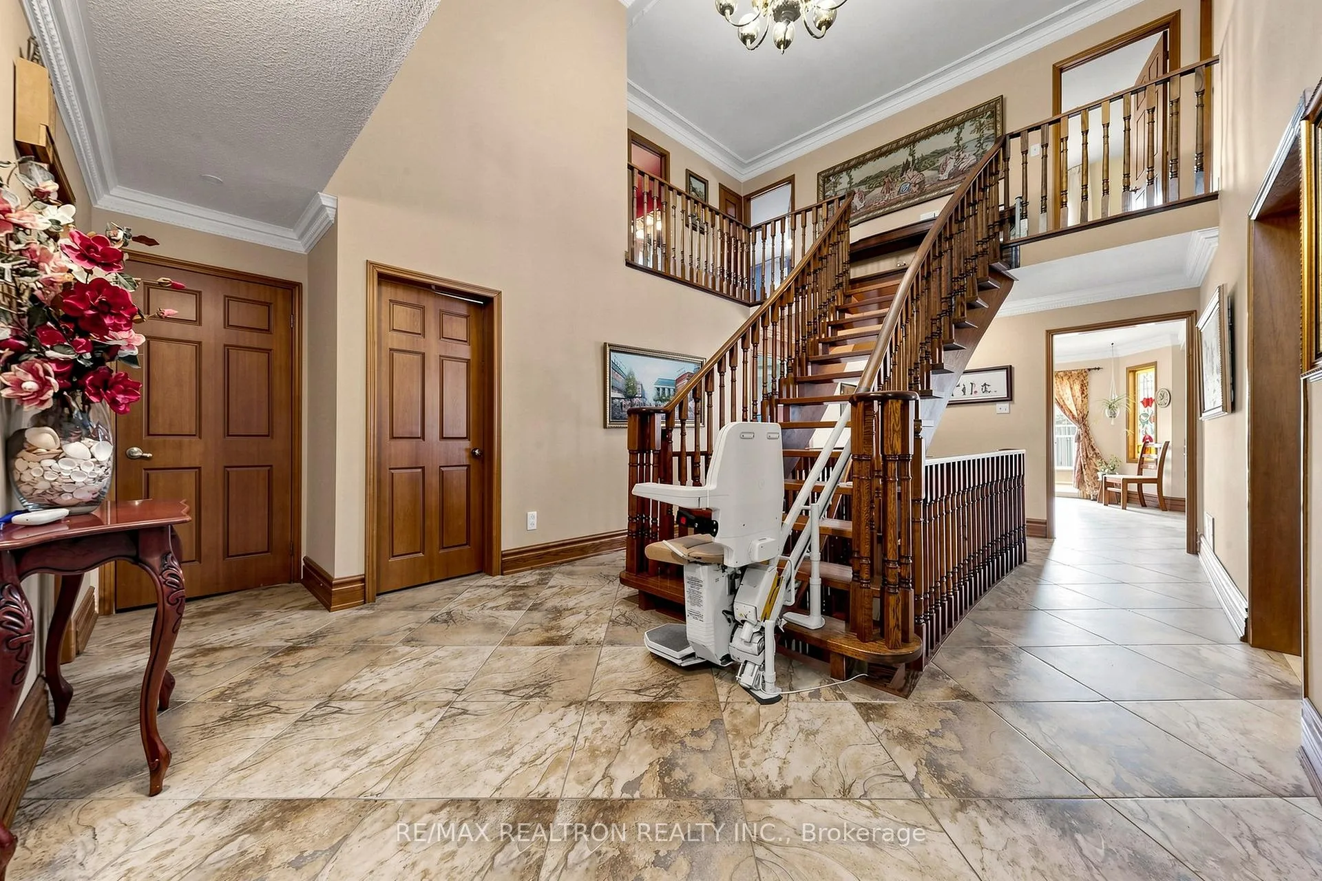 Photo 24 of 100 Gas Light Crescent, Vaughan, East Woodbridge — HOMEH