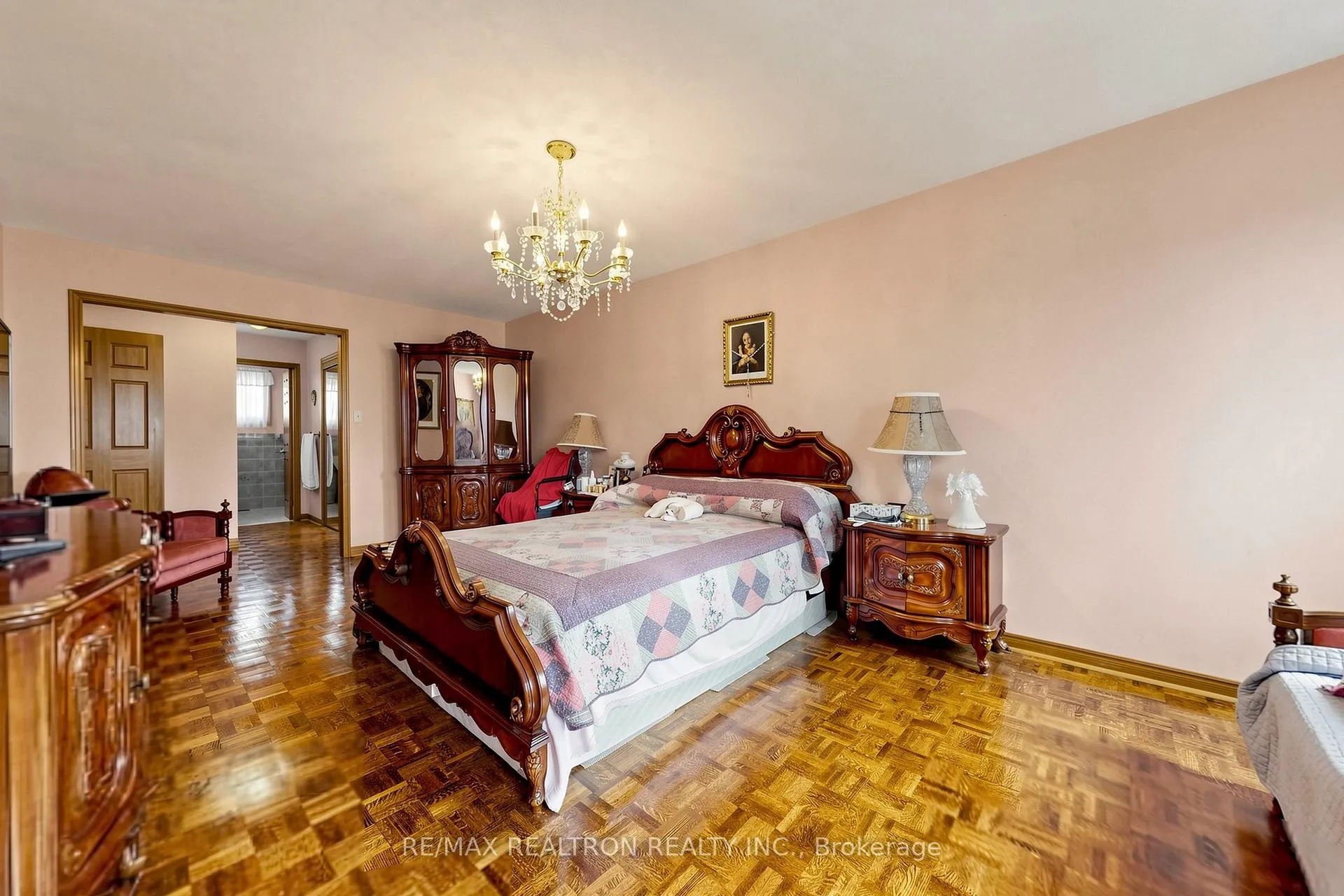 Photo 30 of 100 Gas Light Crescent, Vaughan, East Woodbridge — HOMEH