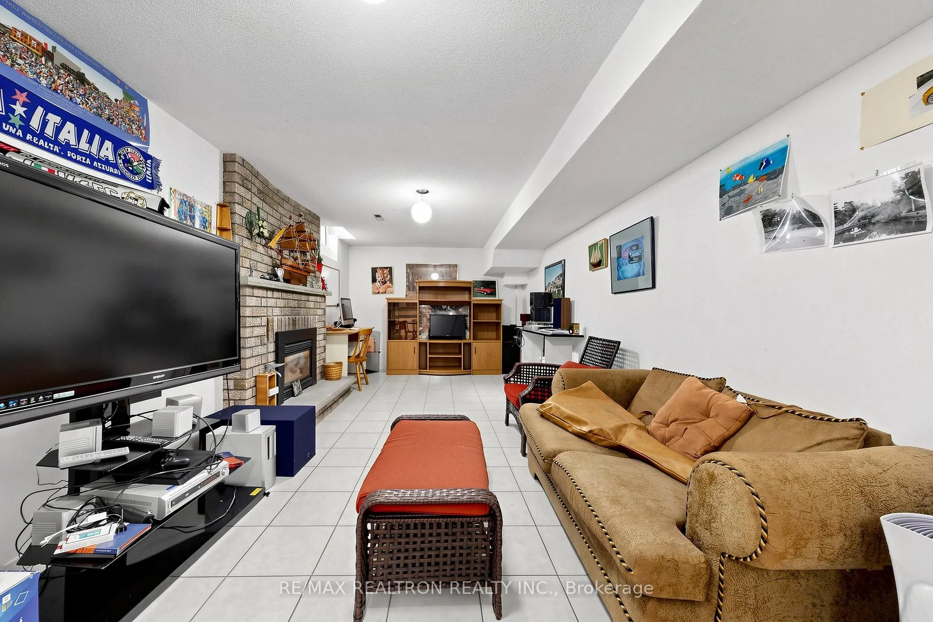 Photo 35 of 100 Gas Light Crescent, Vaughan, East Woodbridge — HOMEH