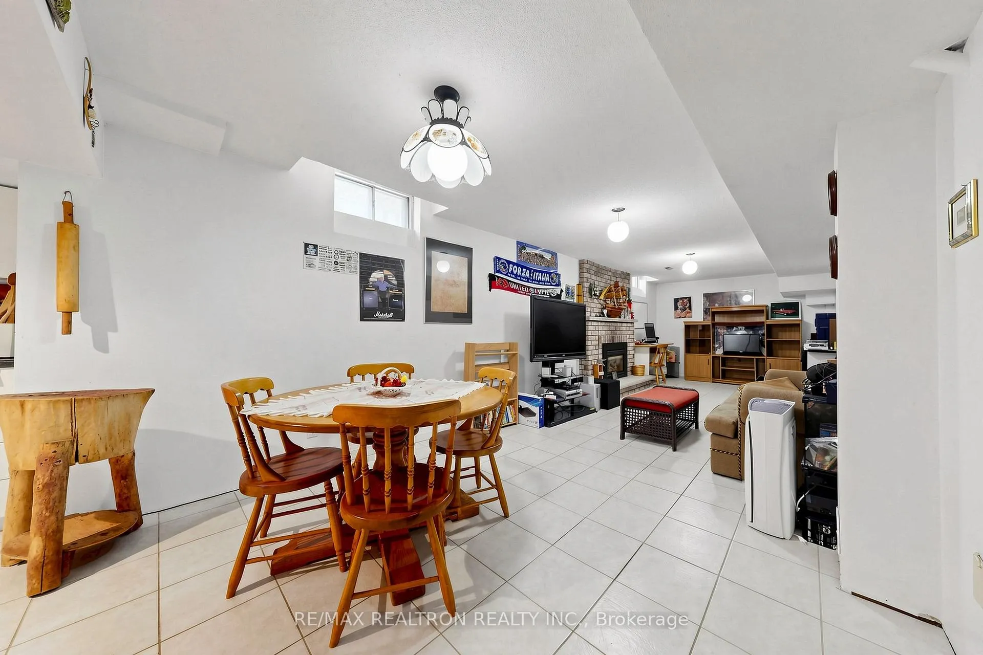 Photo 37 of 100 Gas Light Crescent, Vaughan, East Woodbridge — HOMEH