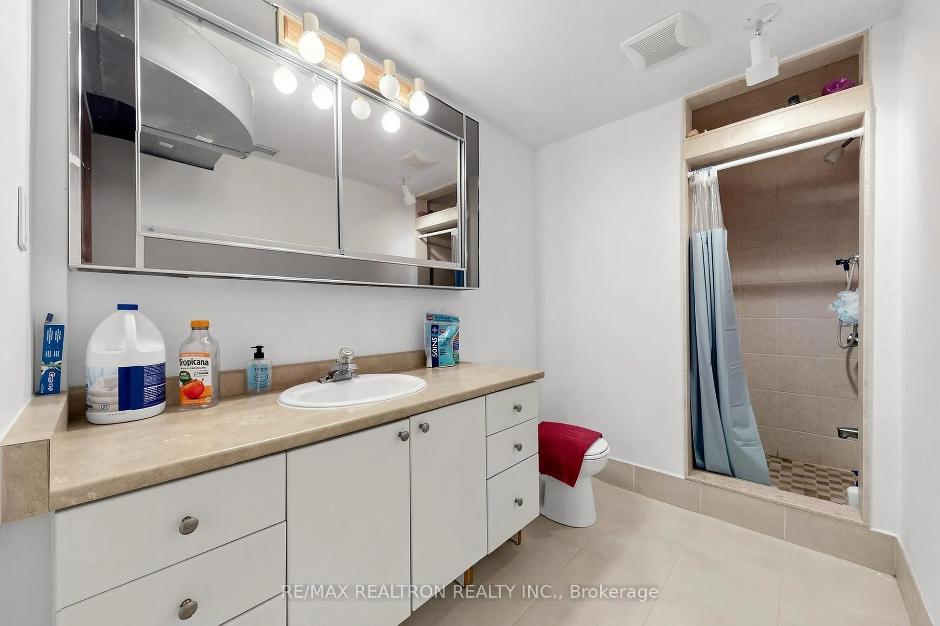 Photo 38 of 100 Gas Light Crescent, Vaughan, East Woodbridge — HOMEH