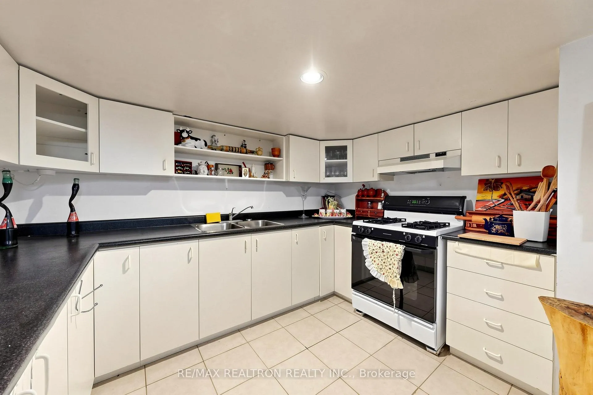 Photo 43 of 100 Gas Light Crescent, Vaughan, East Woodbridge — HOMEH